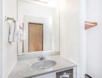 OYO Hotel Pratt KS Route 400