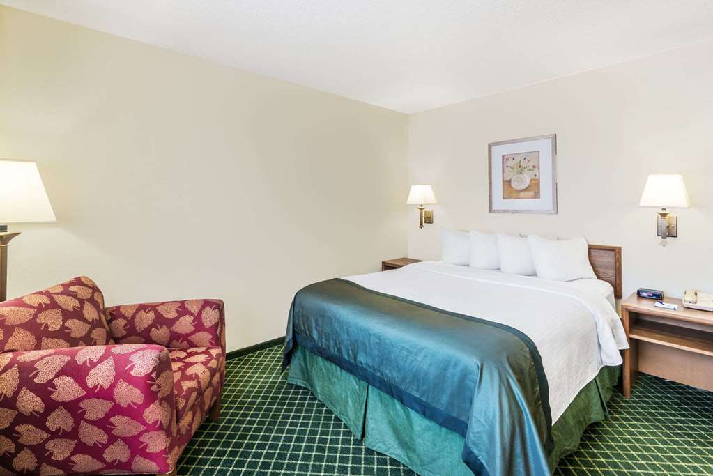 Baymont by Wyndham Salina