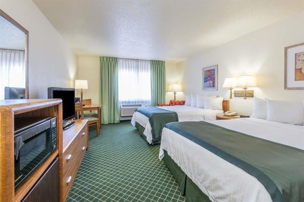 Baymont by Wyndham Salina