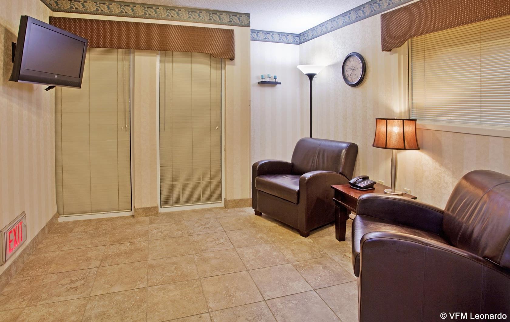 Candlewood Suites Salina