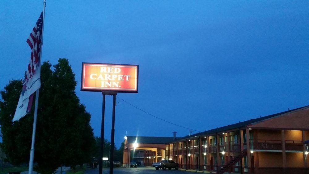 Red Carpet Inn and Suites Salina