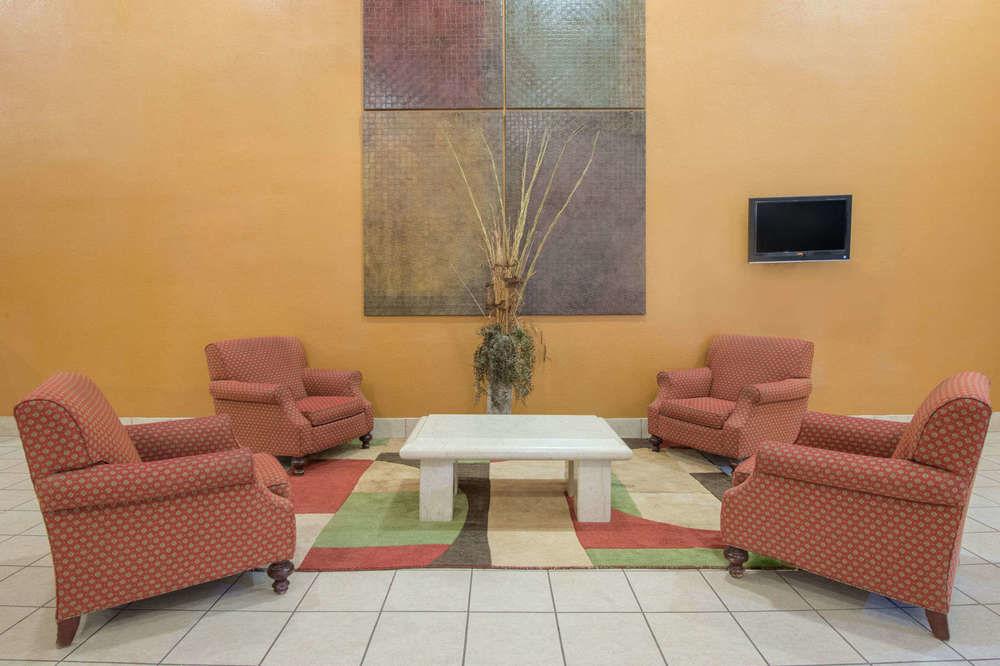 Red Carpet Inn and Suites Salina