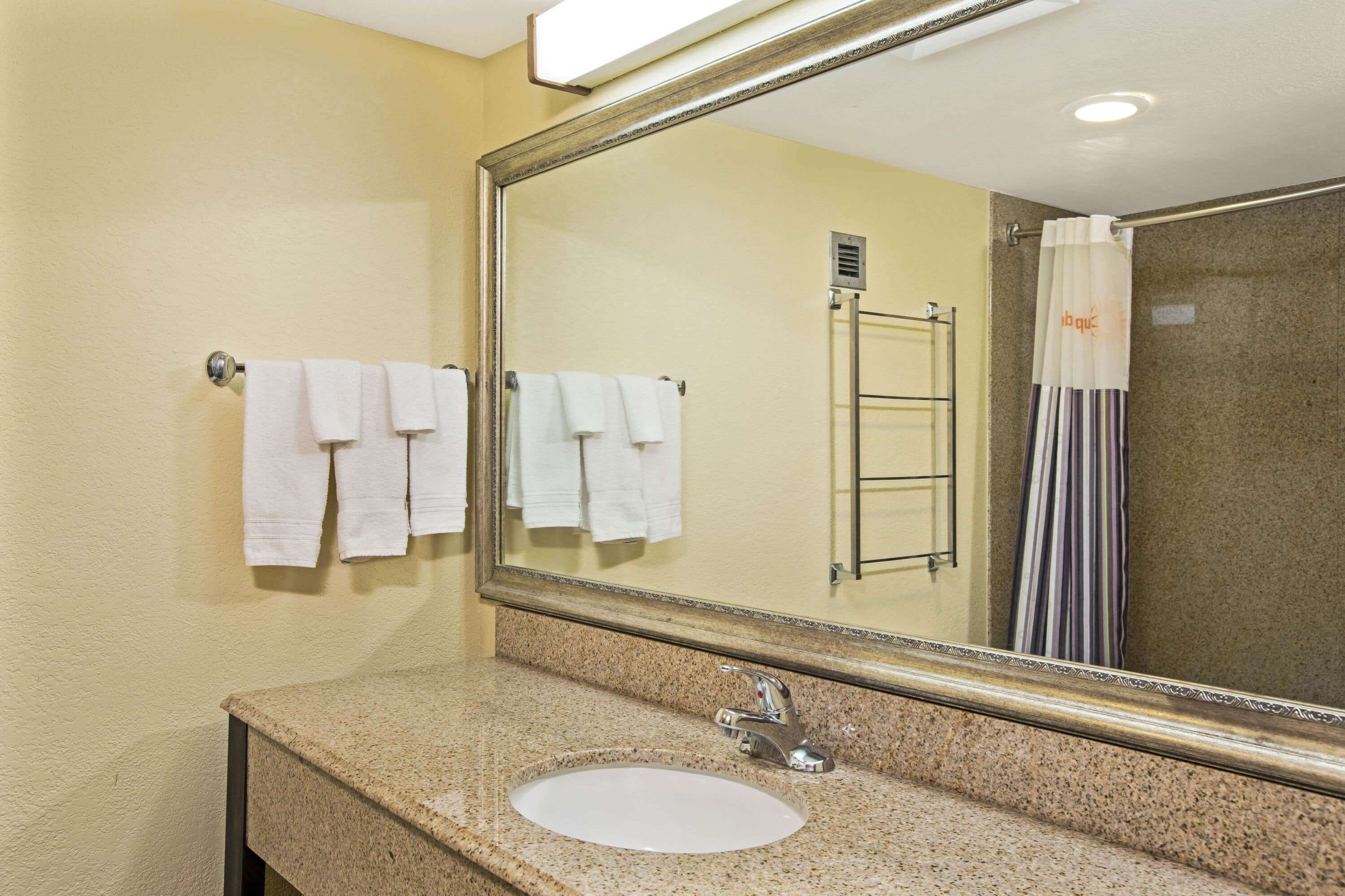 La Quinta Inn & Suites by Wyndham Salina