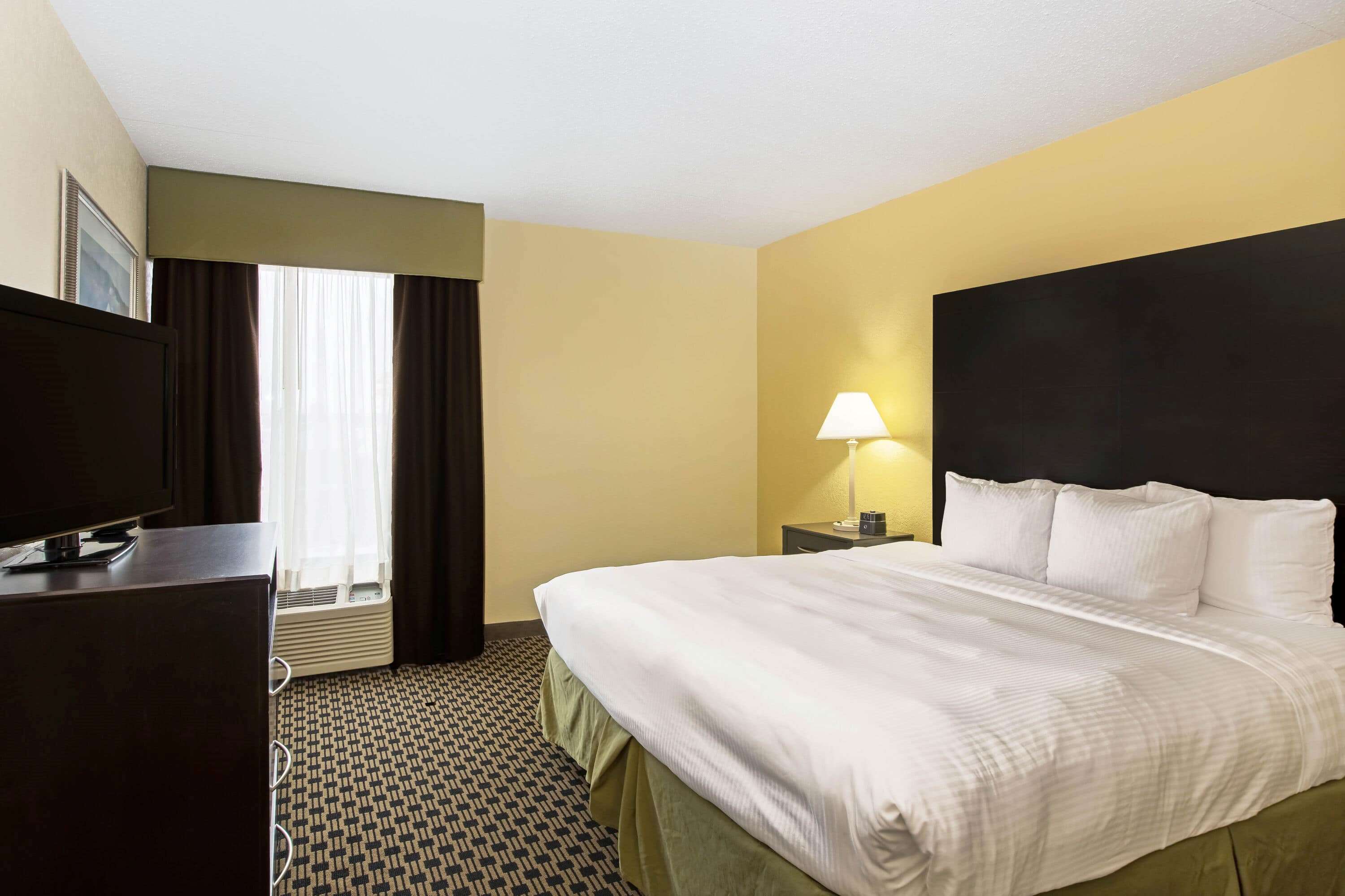 La Quinta Inn & Suites by Wyndham Salina