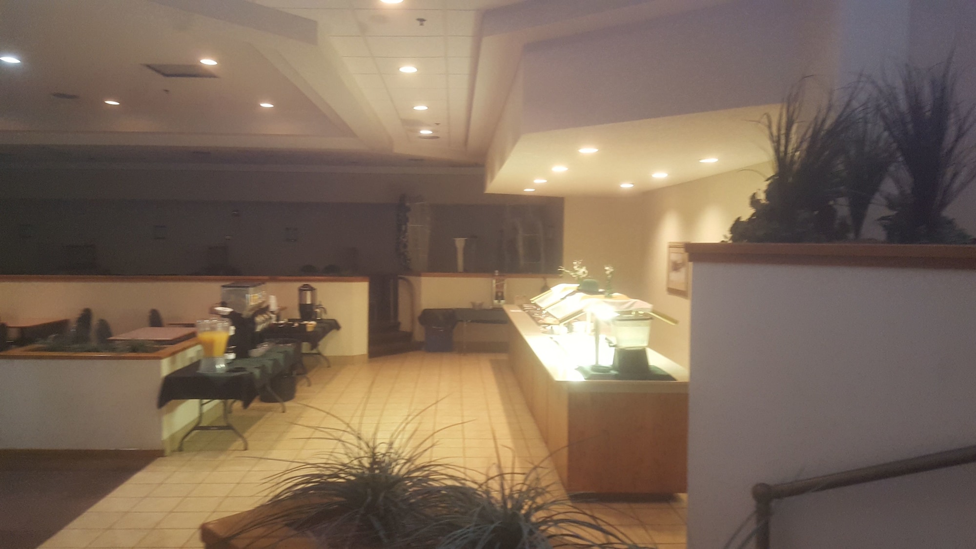 Salina Ambassador Hotel & Conference Center