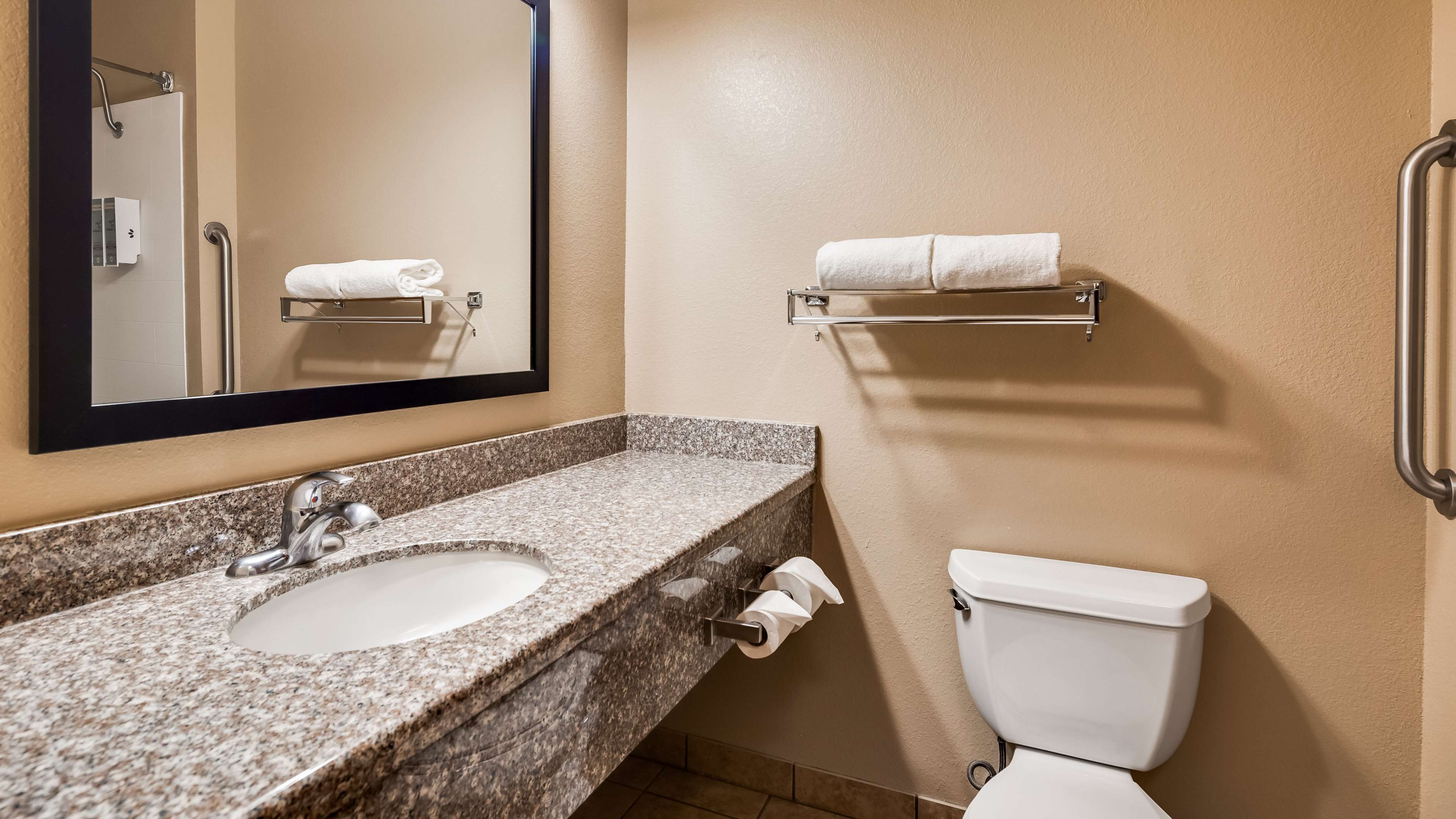 Best Western El-Quartelejo Inn & Suites