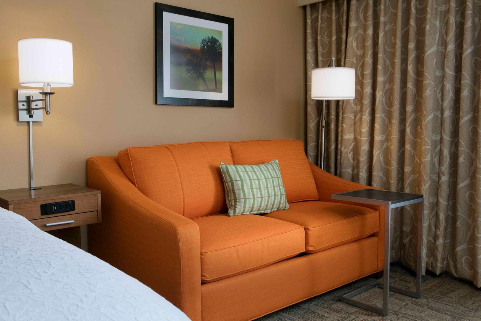 Hampton Inn Kansas City/Shawnee Mission