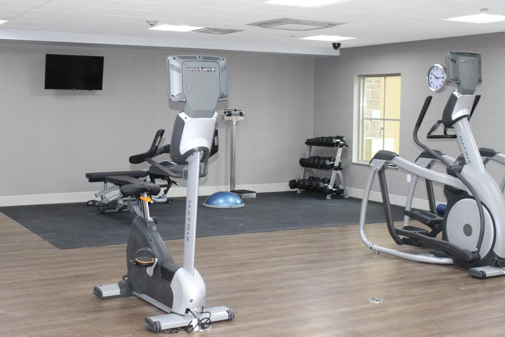 Holiday Inn Express & Suites Shawnee Kansas City West