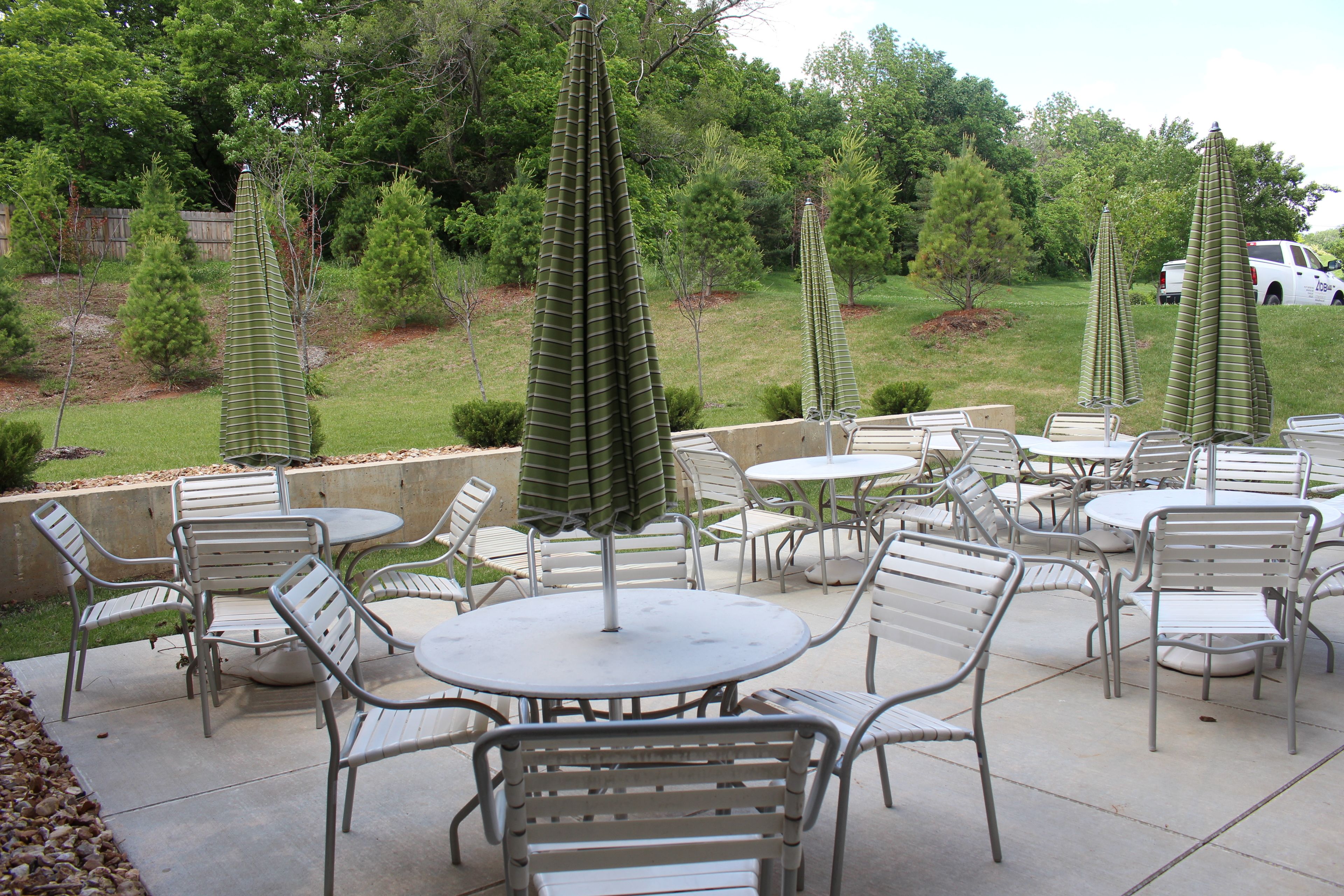 Holiday Inn Express & Suites Shawnee Kansas City West
