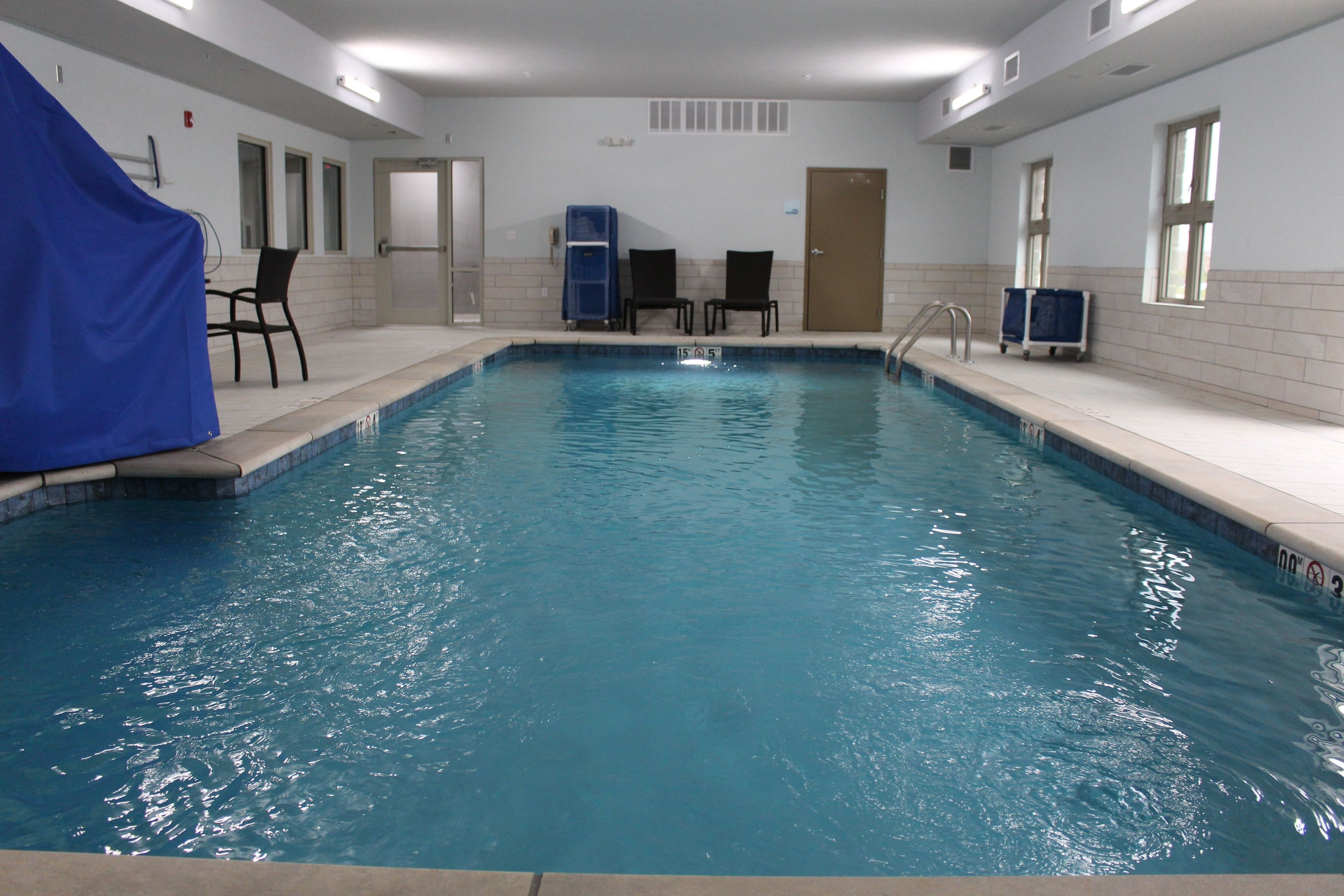 Holiday Inn Express & Suites Shawnee Kansas City West