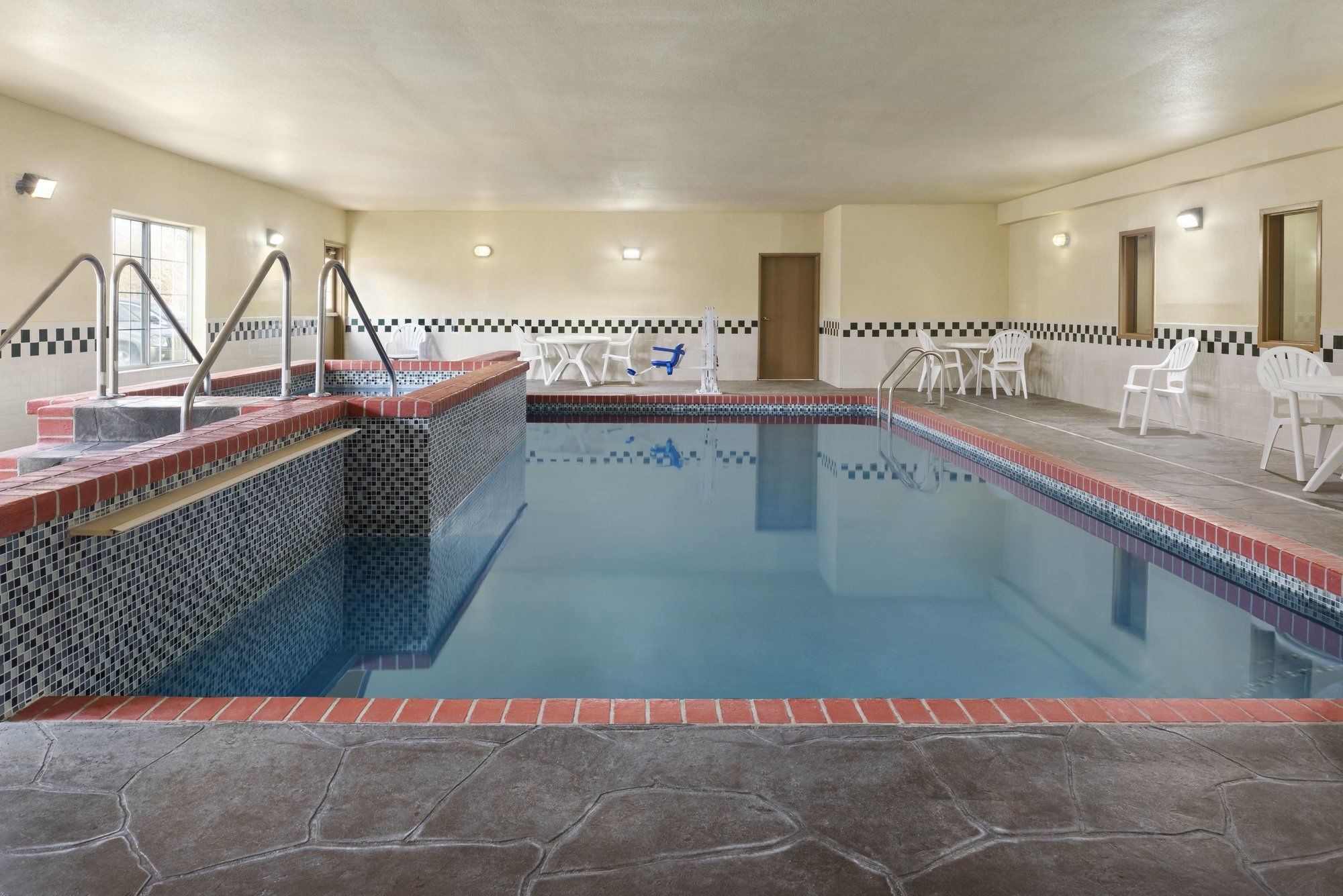 Country Inn & Suites by Radisson, Topeka West, KS