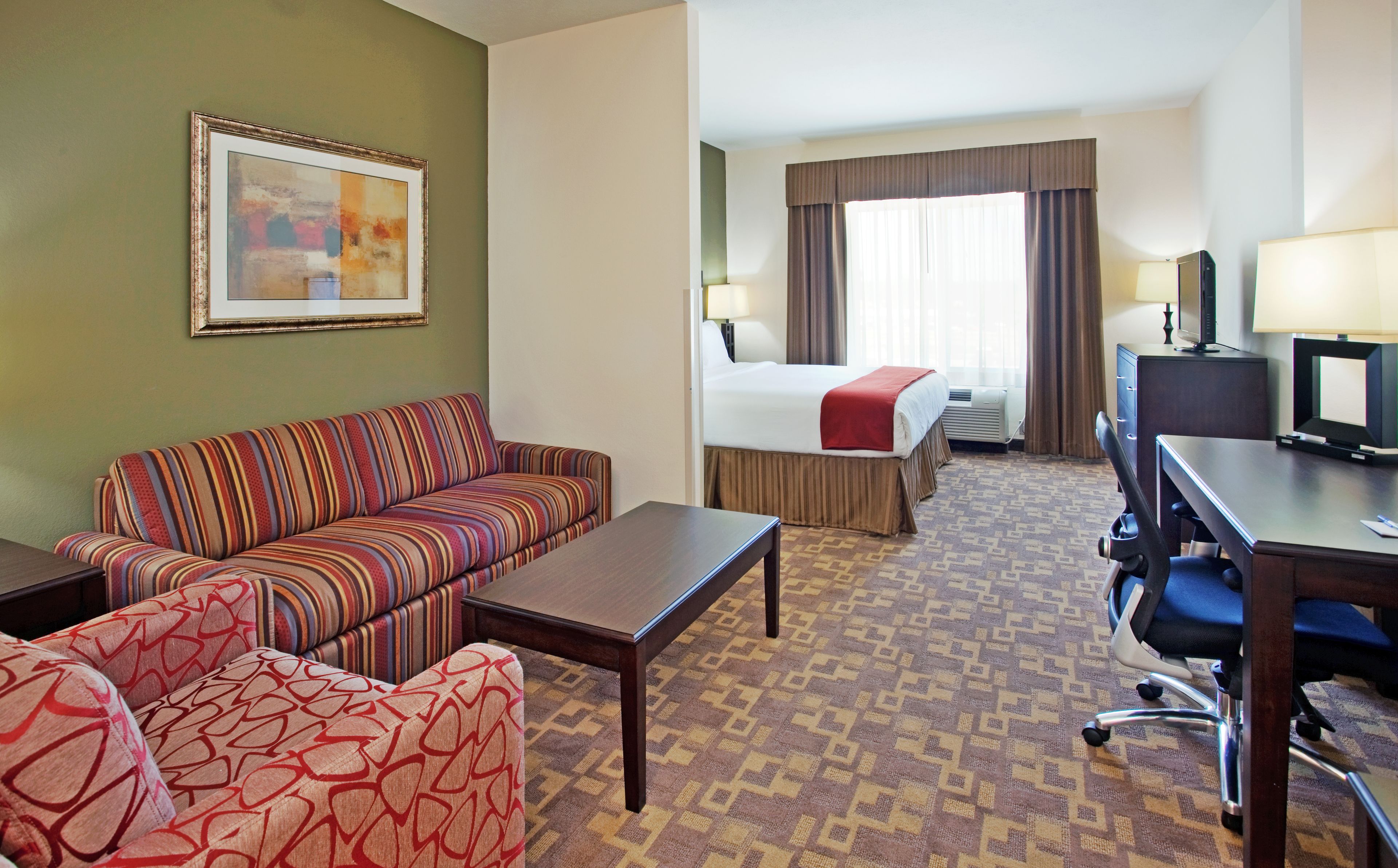 Holiday Inn Express Topeka North