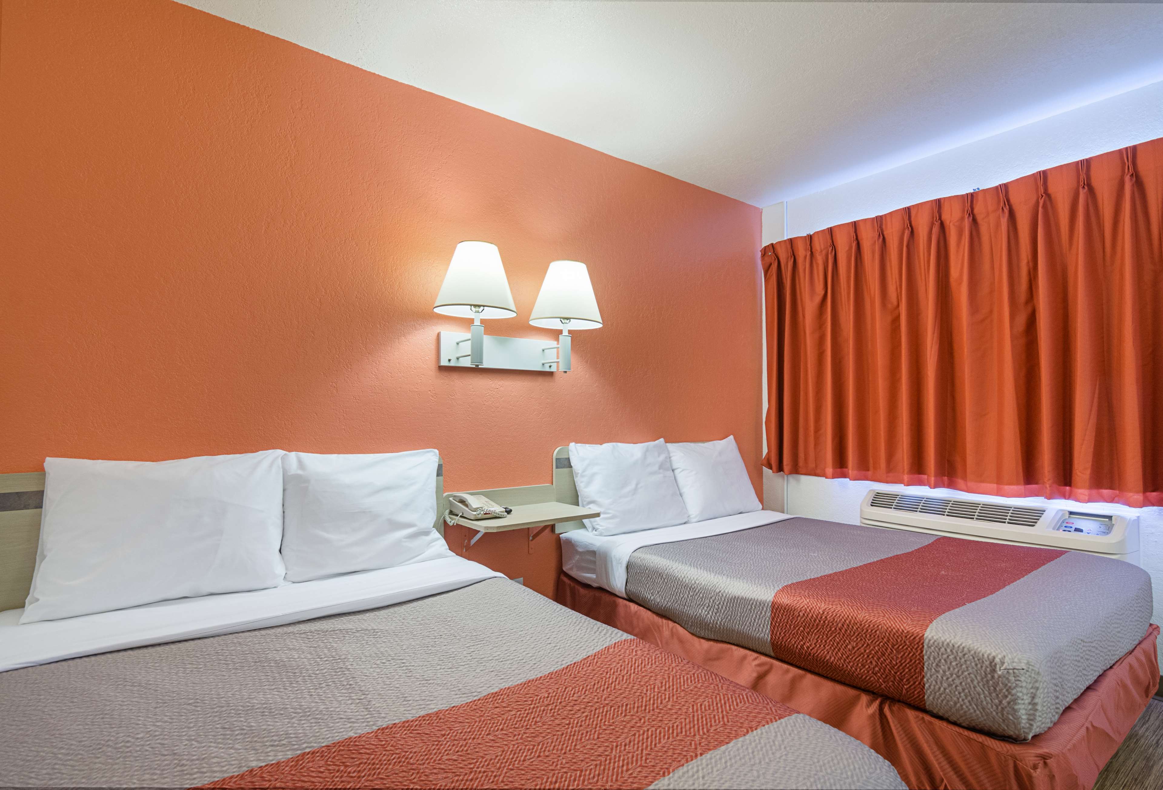 Motel 6 Topeka Northwest