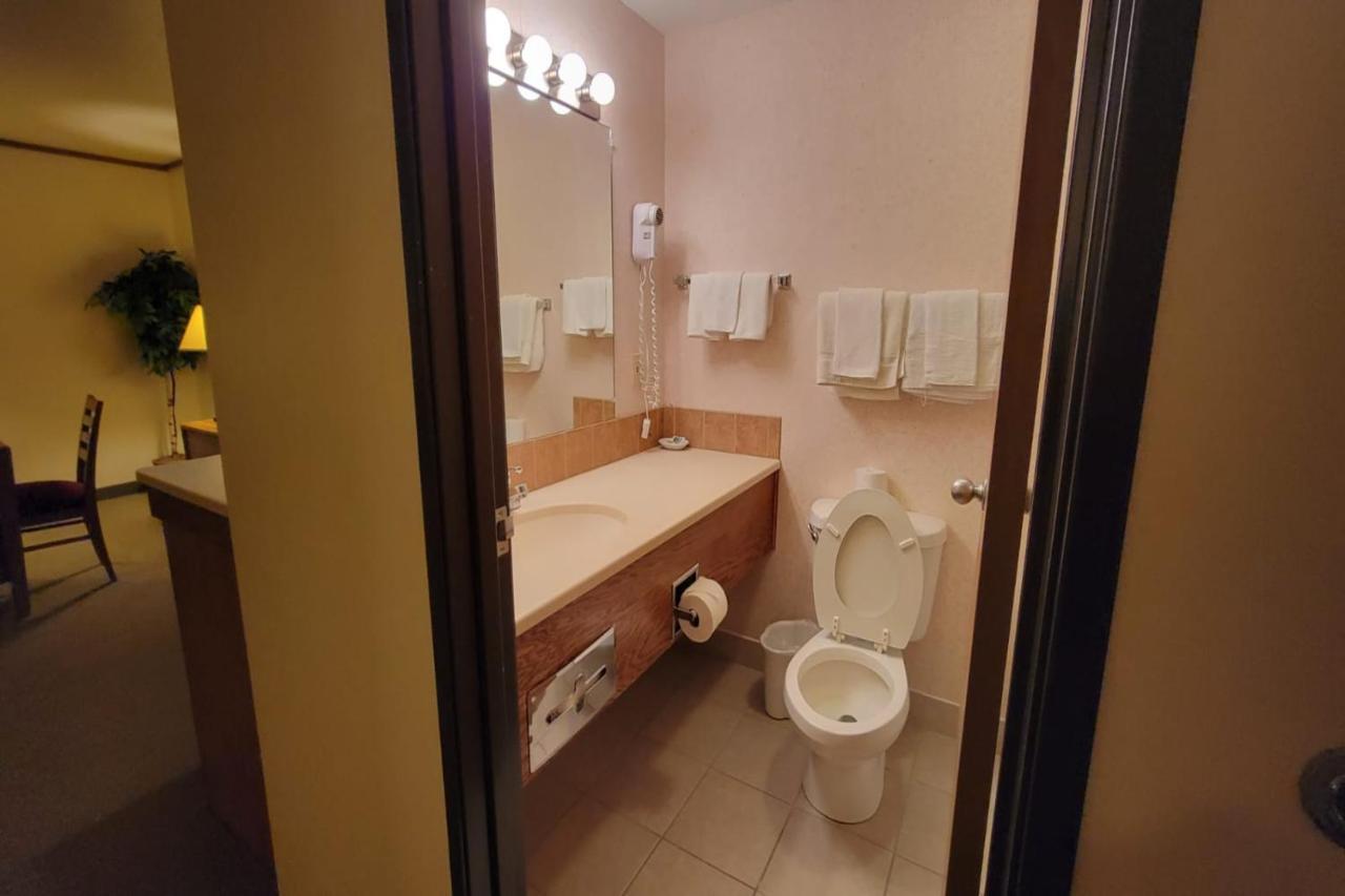 Single Tree Inn Hotel O