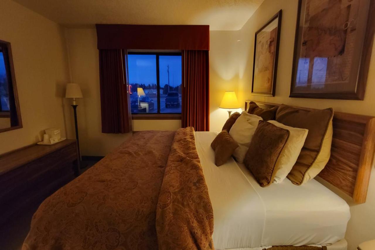 Single Tree Inn Hotel O