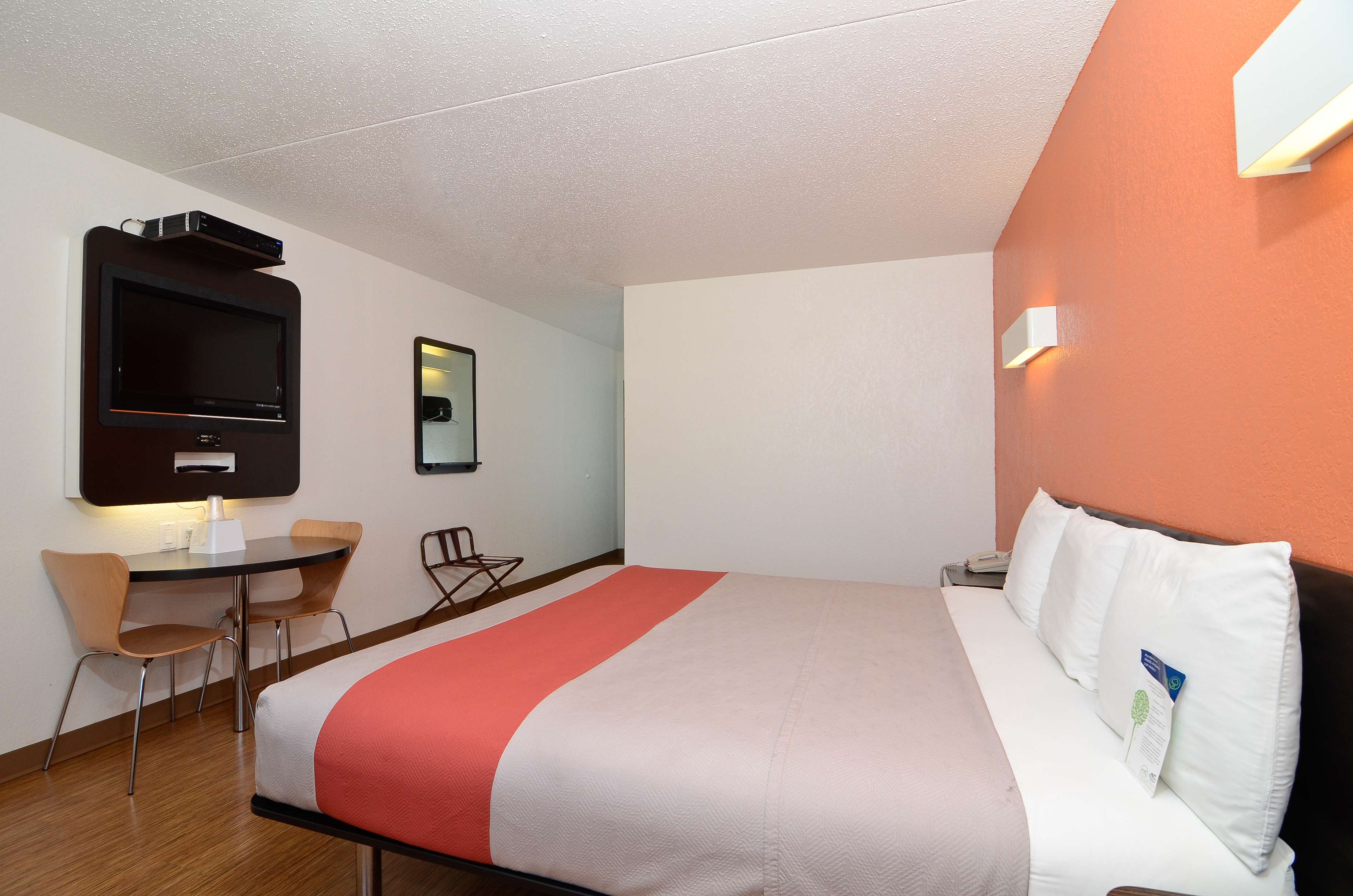 Motel 6 South Haven