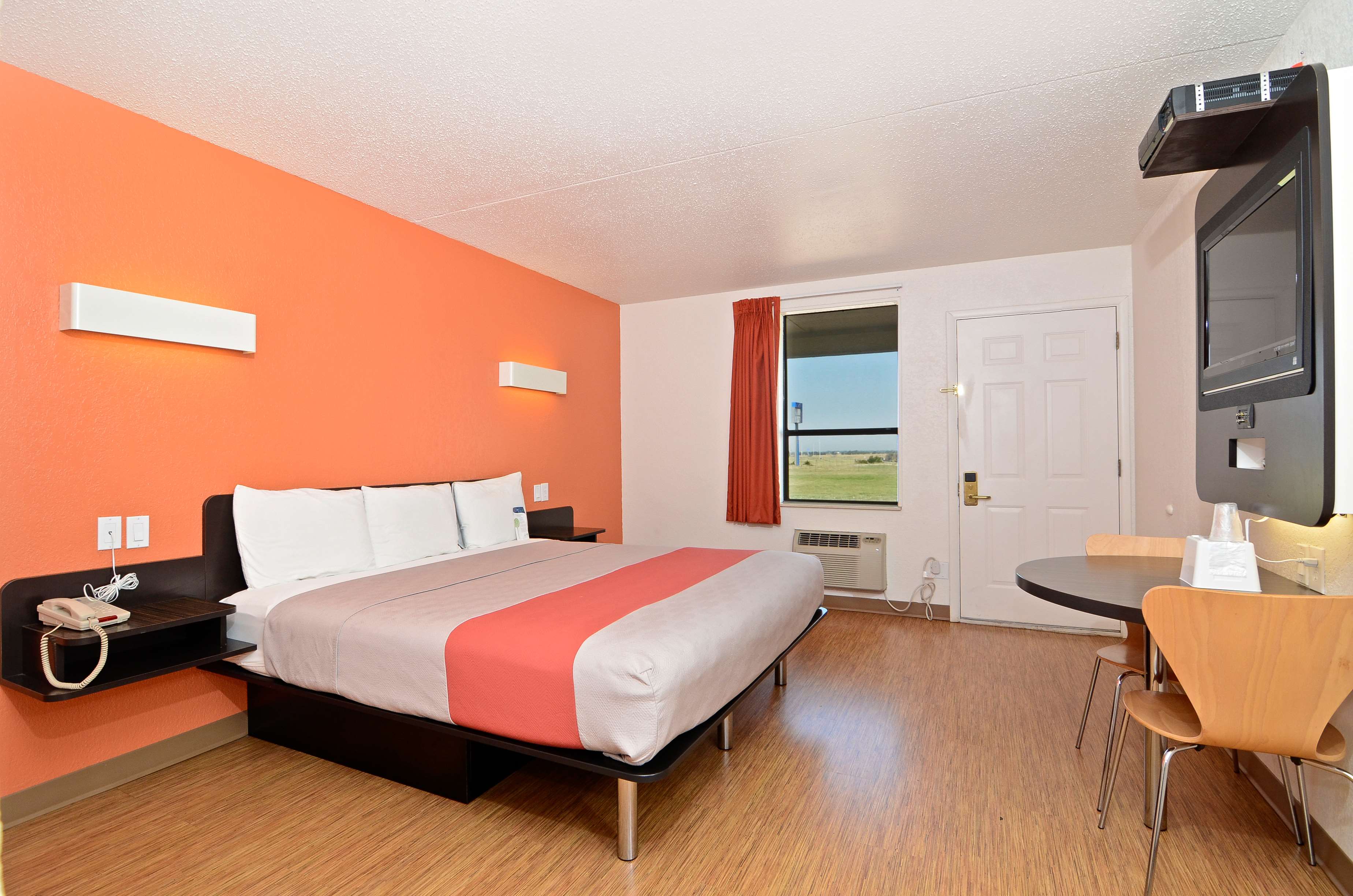 Motel 6 South Haven