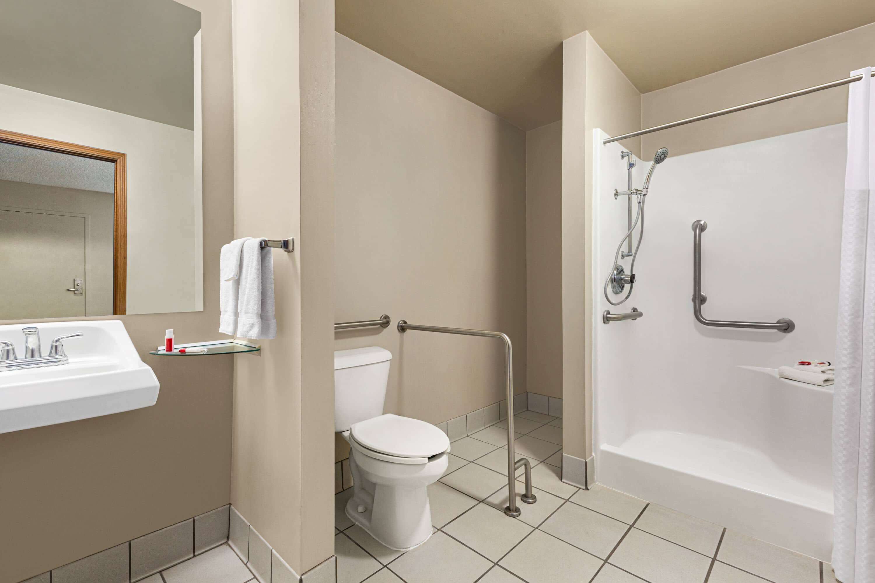 Travelodge by Wyndham Wellington KS