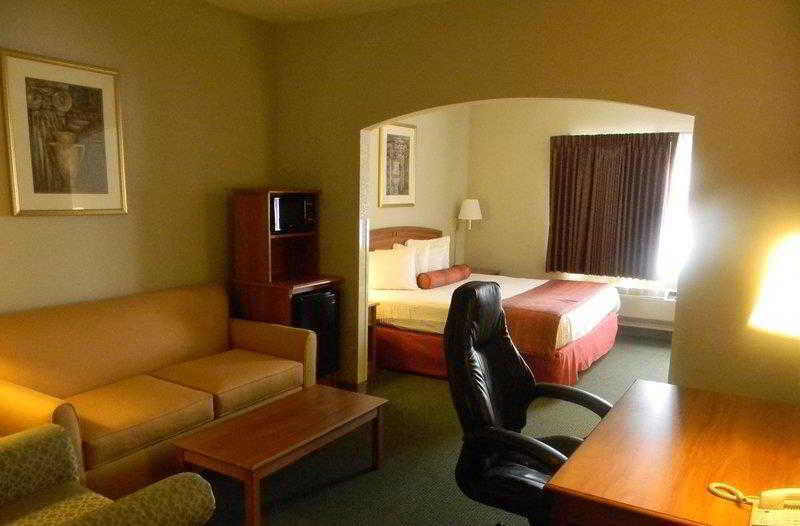 Best Western Governors Inn & Suites