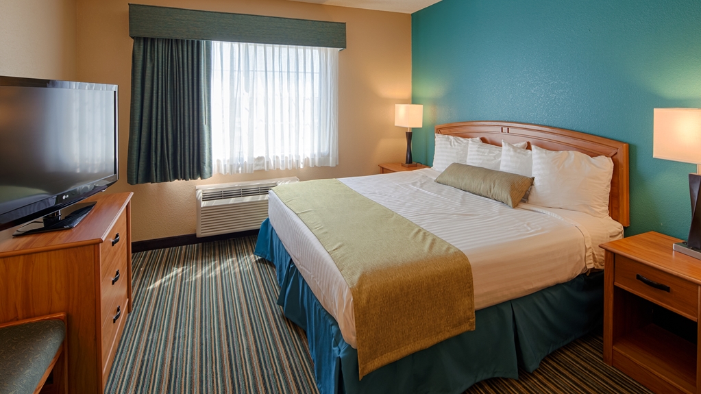 Best Western Governors Inn & Suites