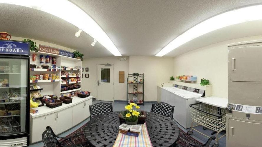 Sonesta Simply Suites Wichita Airport