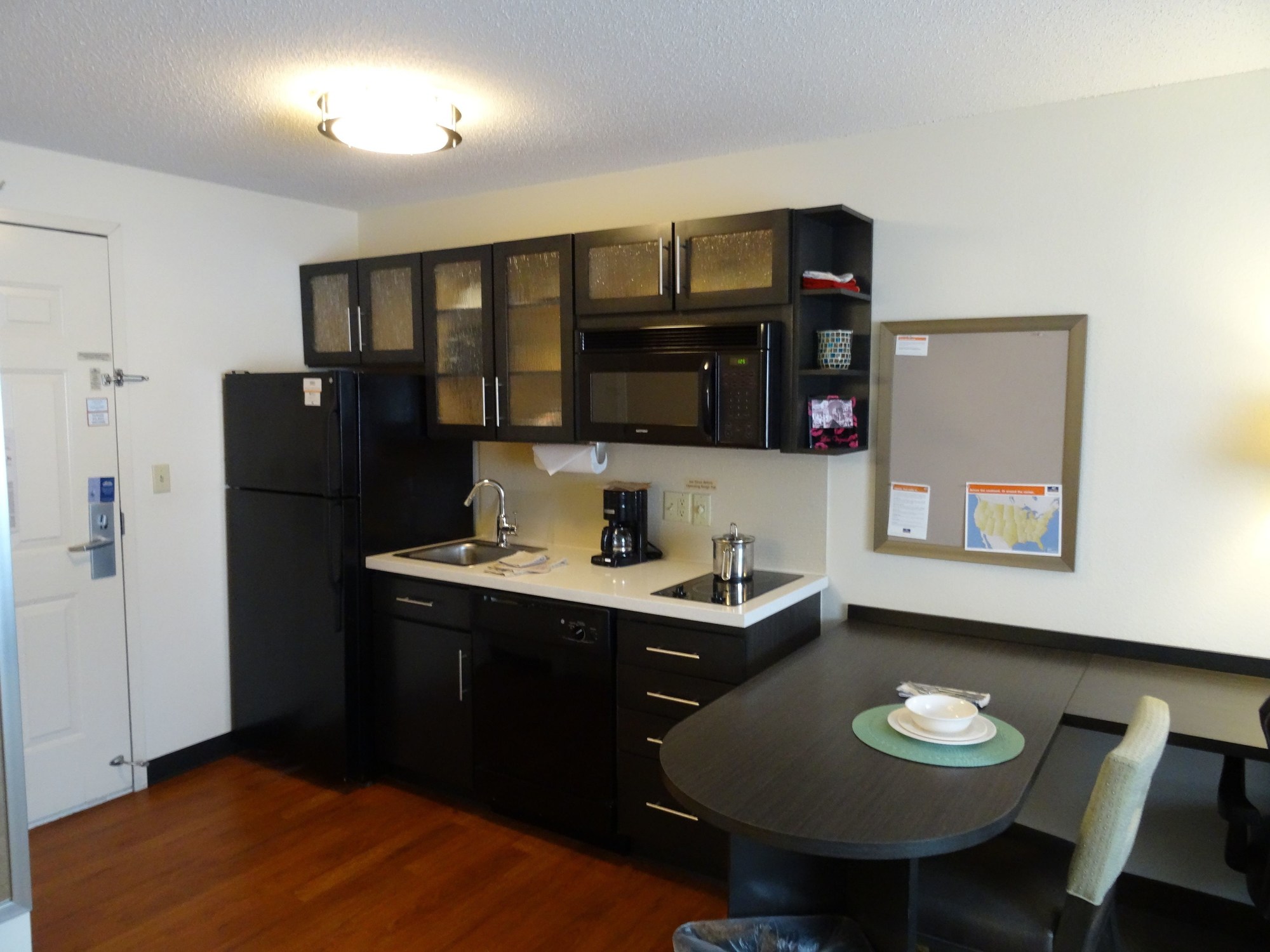 Sonesta Simply Suites Wichita Airport