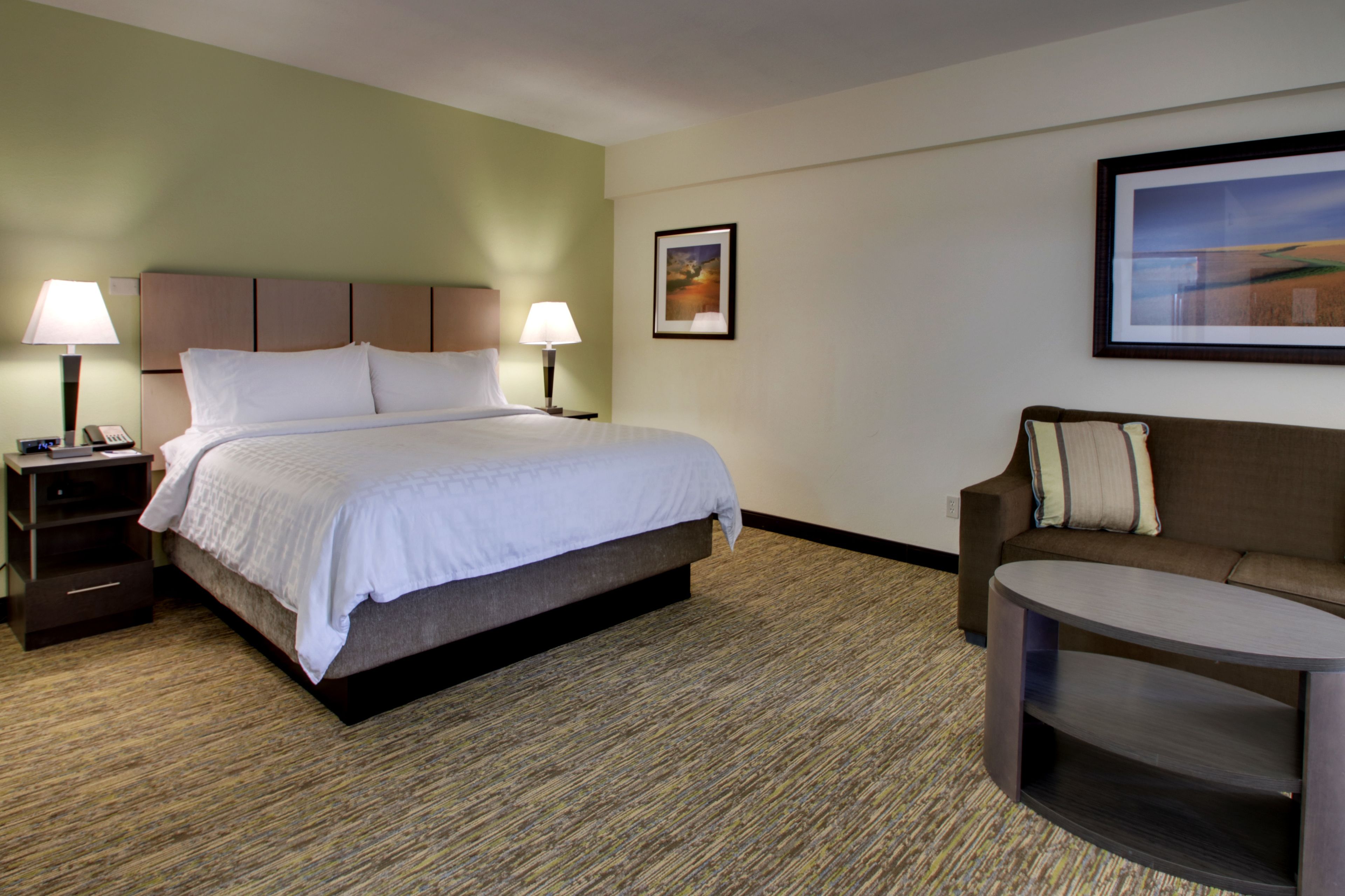 Candlewood Suites Wichita East
