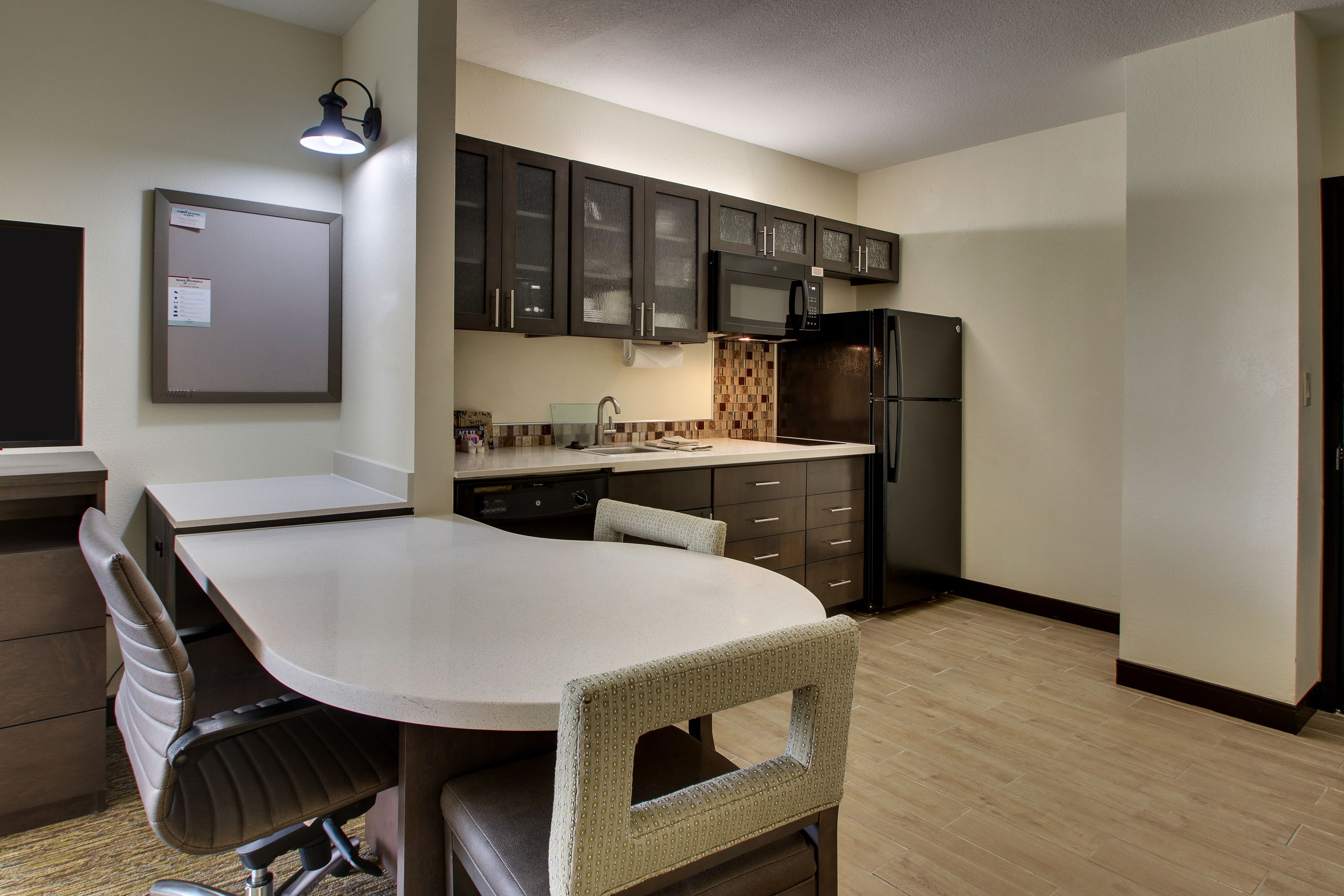Candlewood Suites Wichita East