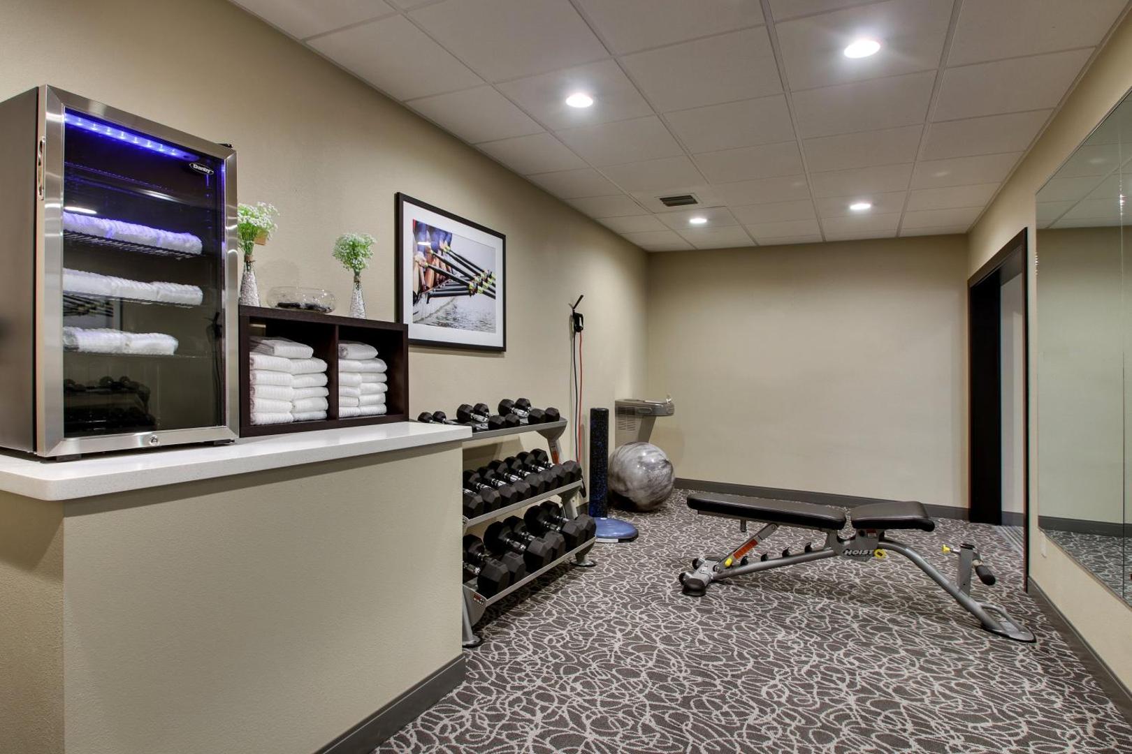 Candlewood Suites Wichita East