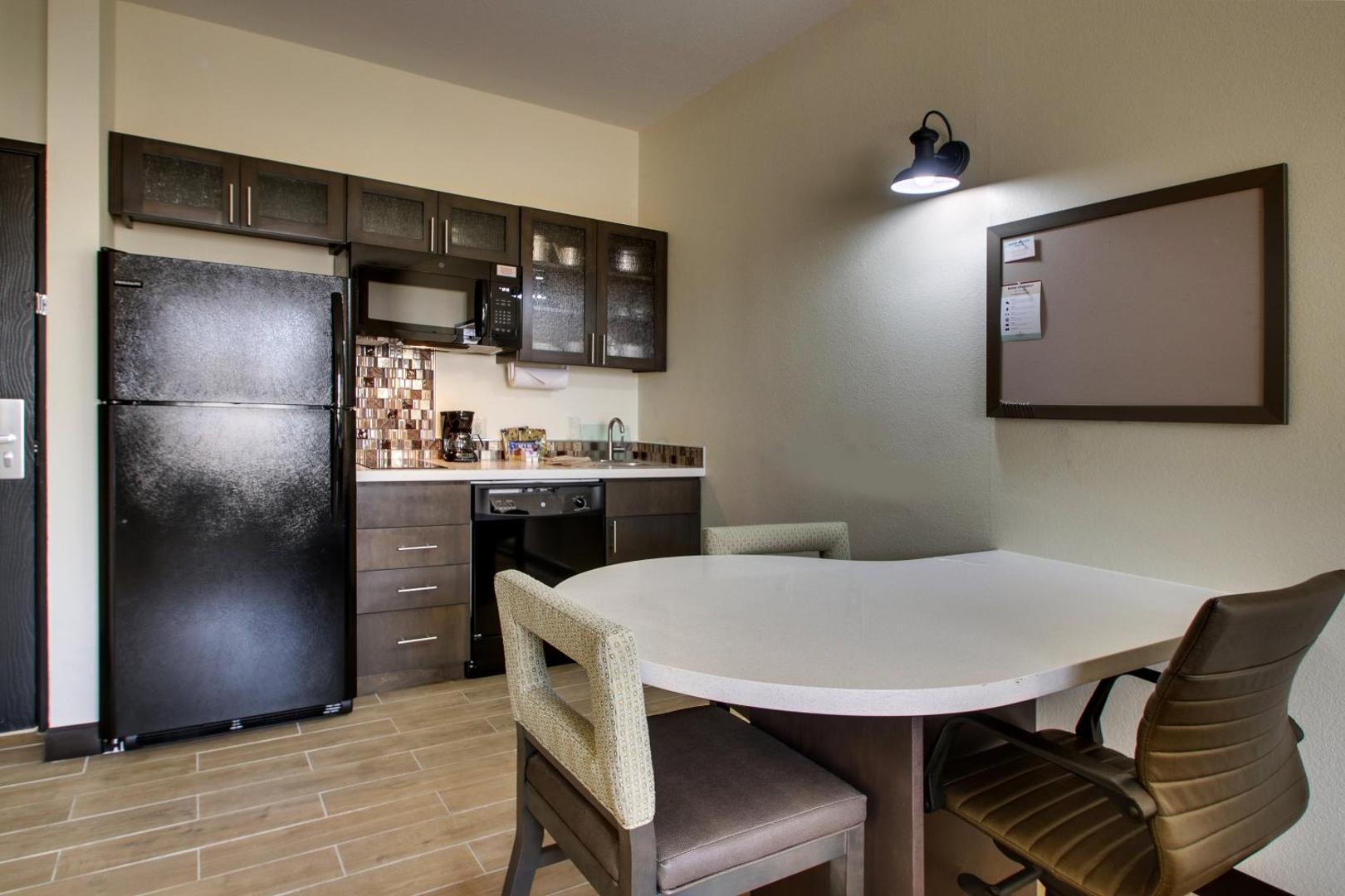 Candlewood Suites Wichita East