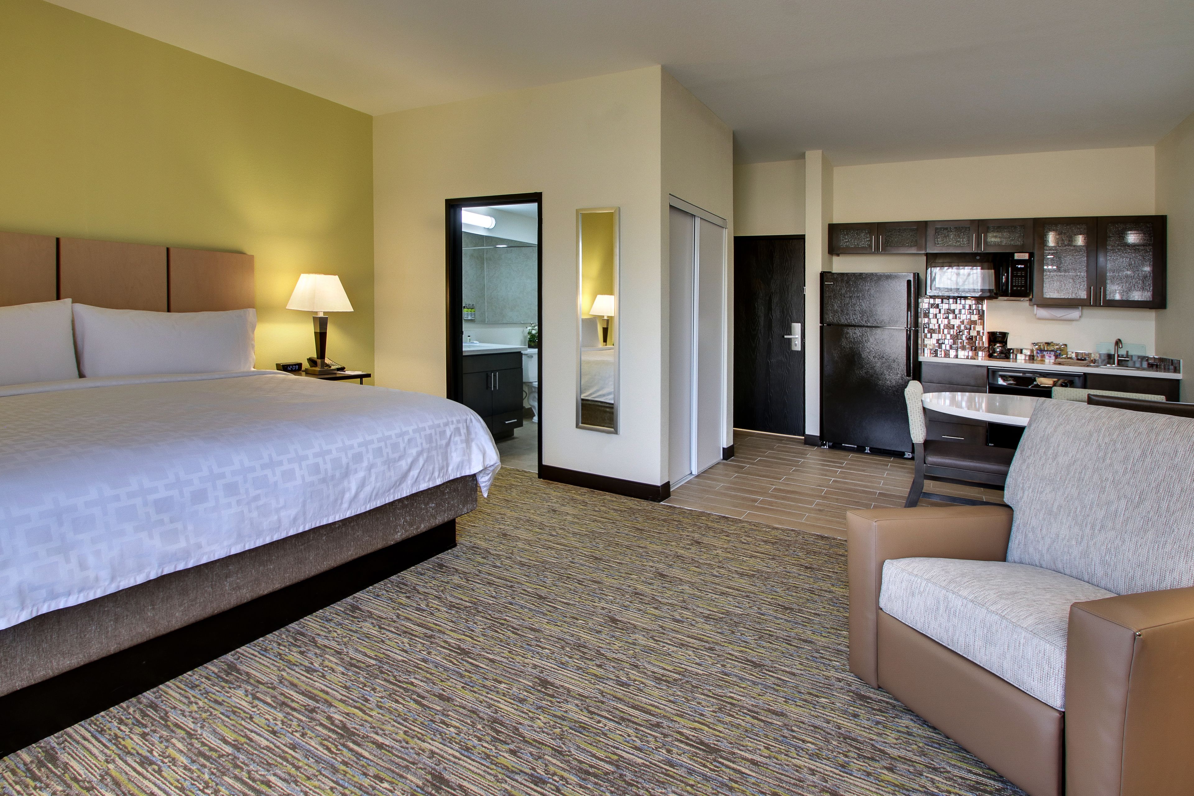 Candlewood Suites Wichita East