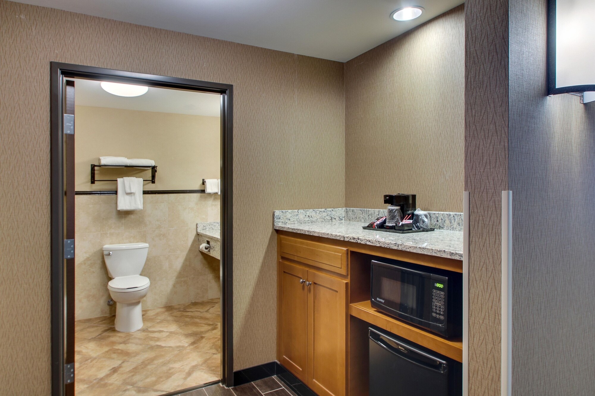 Drury Plaza Hotel Broadview Wichita