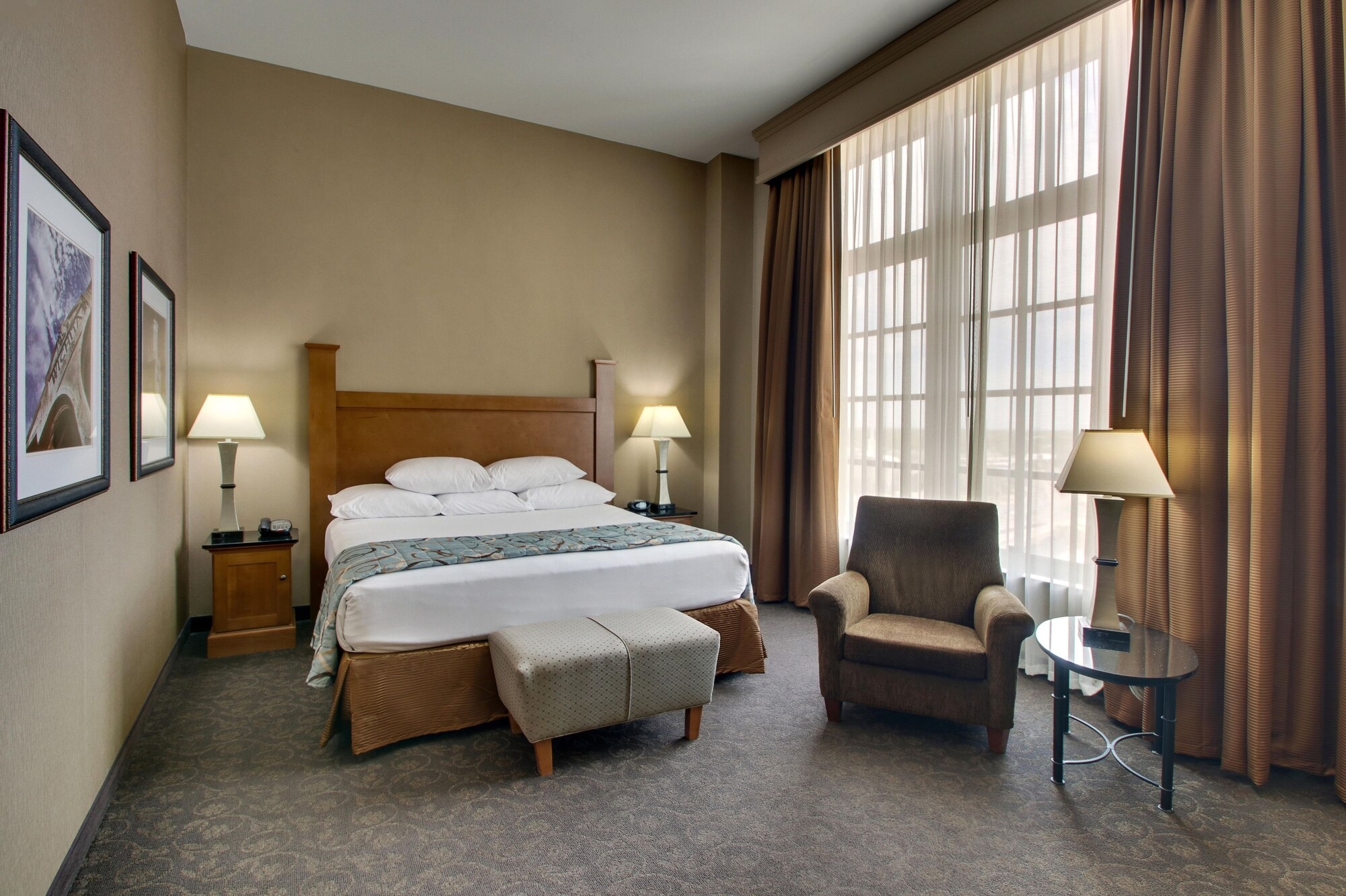 Drury Plaza Hotel Broadview Wichita