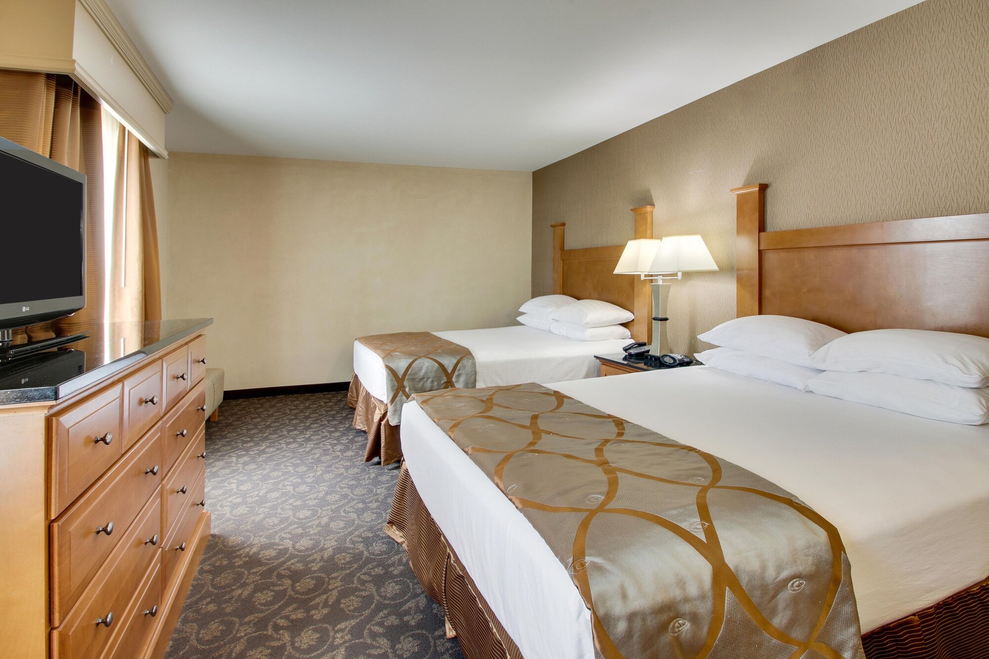 Drury Plaza Hotel Broadview Wichita