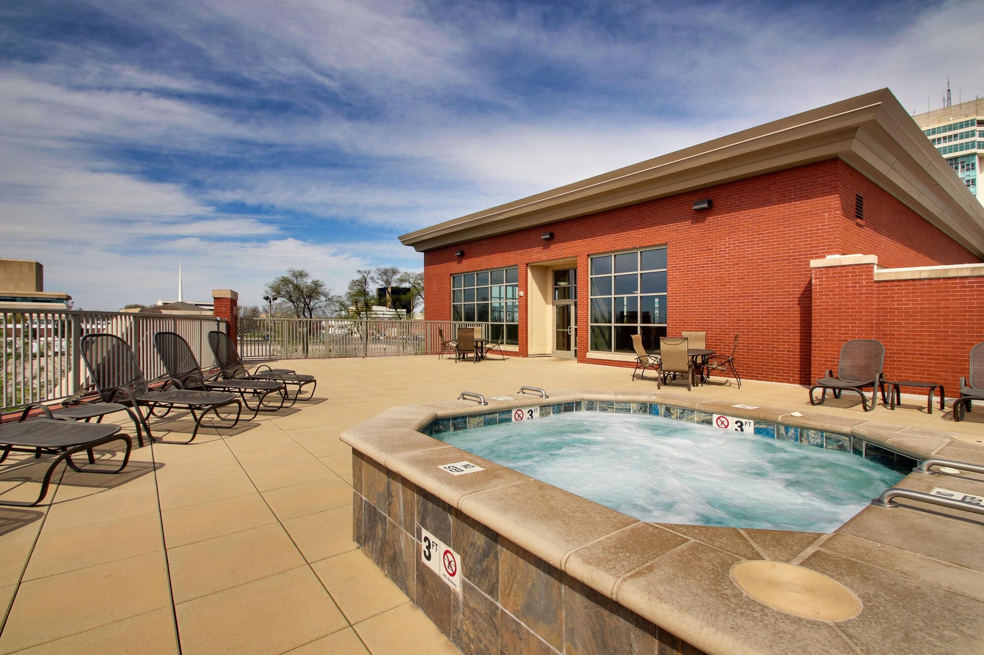 Drury Plaza Hotel Broadview Wichita