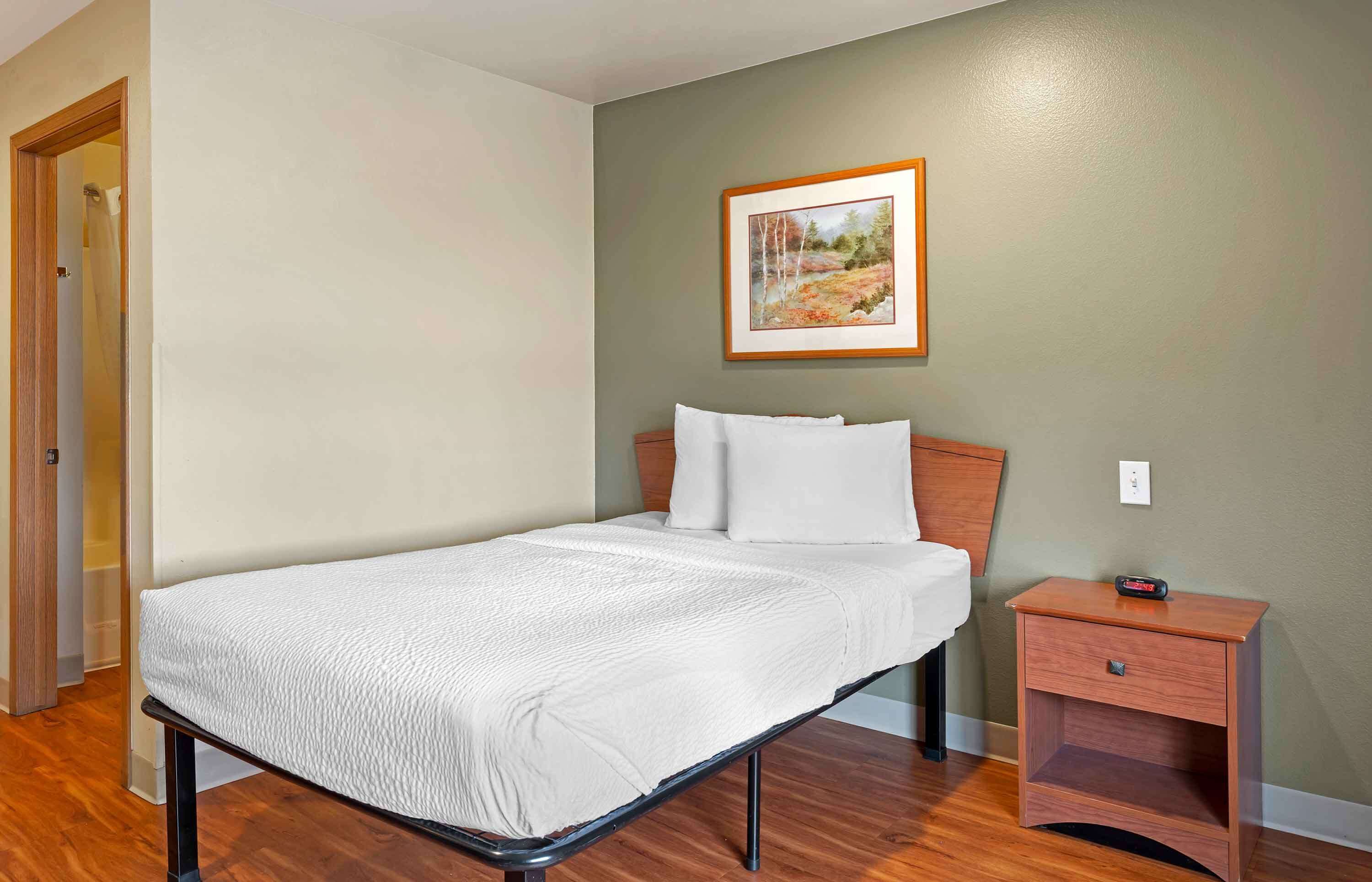 Extended Stay America Select Suites Wichita Airport