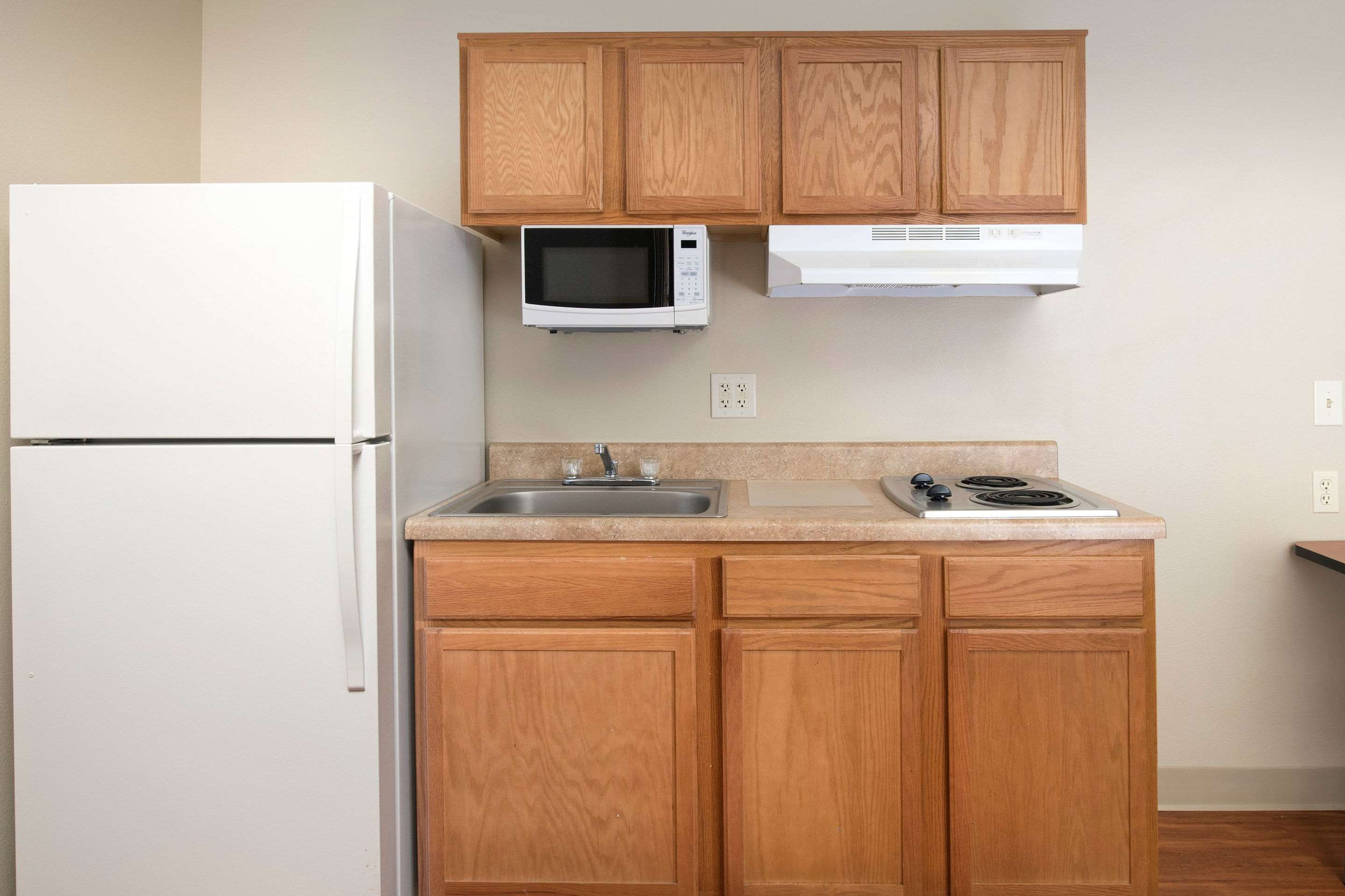 Extended Stay America Select Suites Wichita Airport