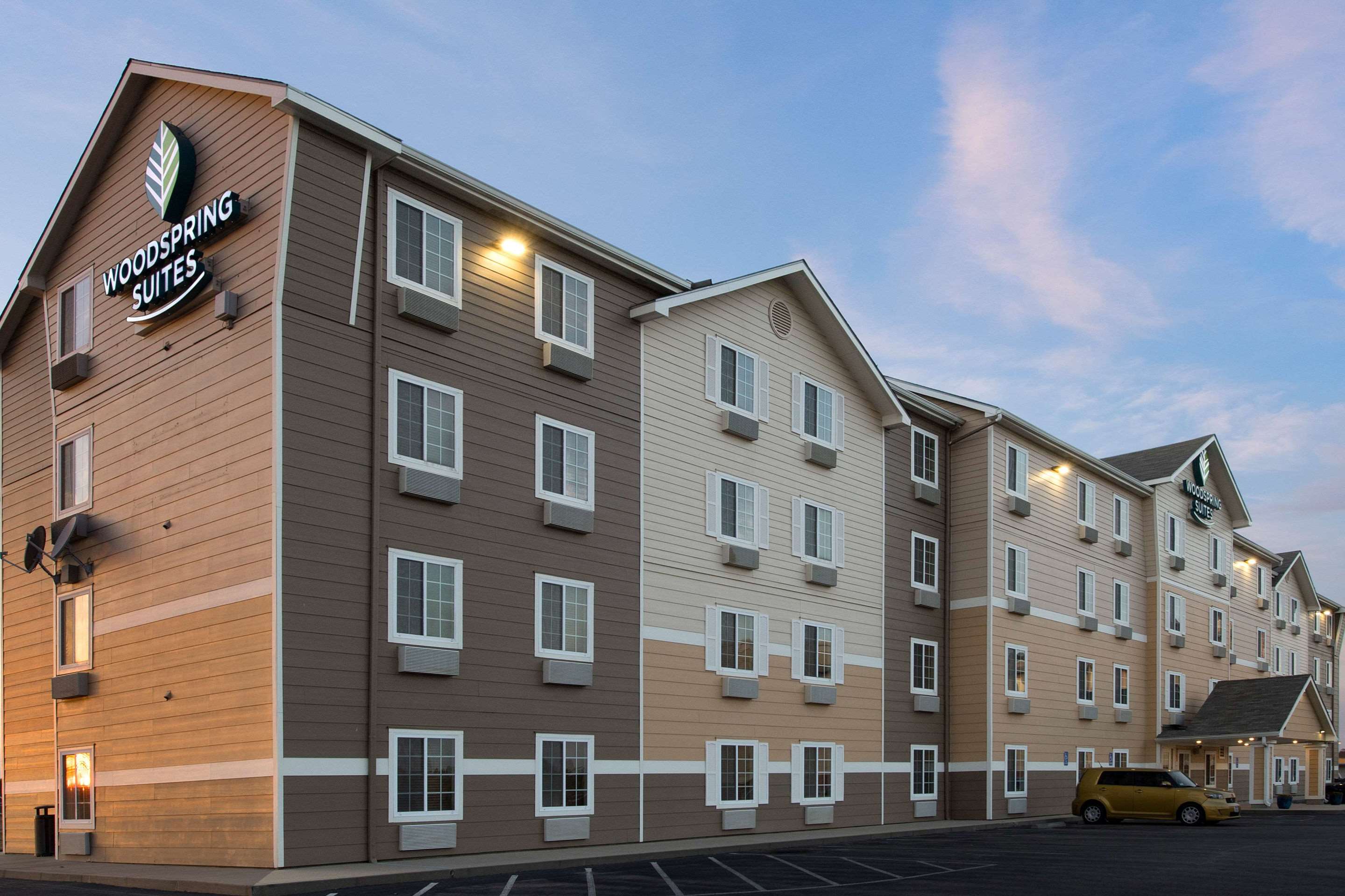 Extended Stay America Select Suites Wichita Airport