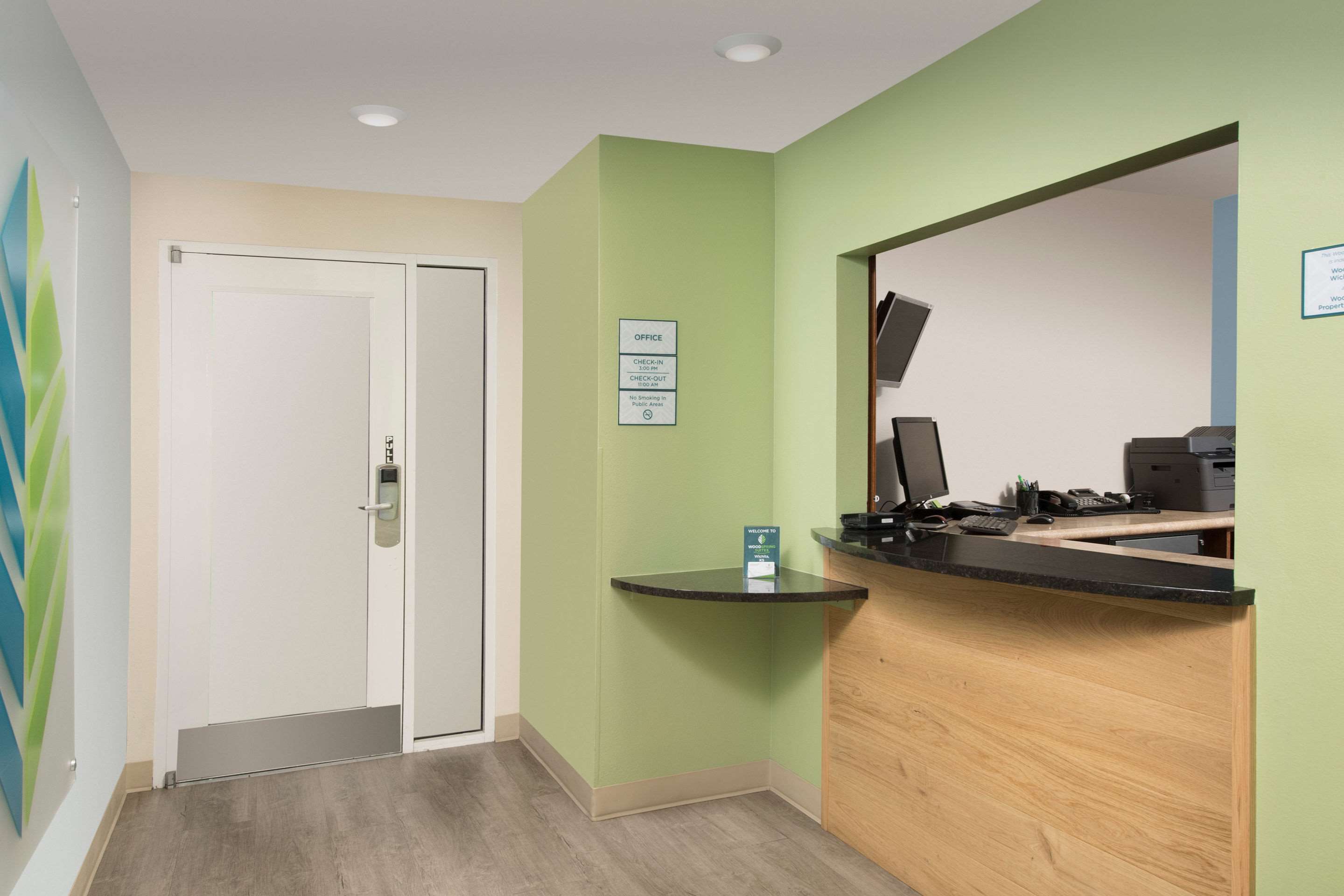 Extended Stay America Select Suites Wichita Airport