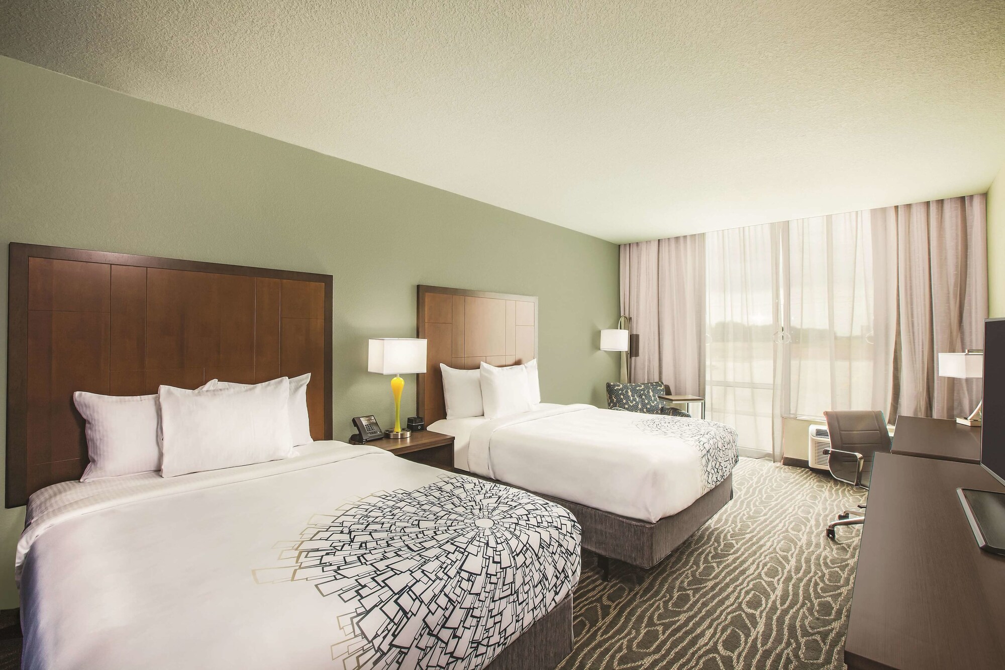 La Quinta Inn & Suites by Wyndham Wichita Northeast