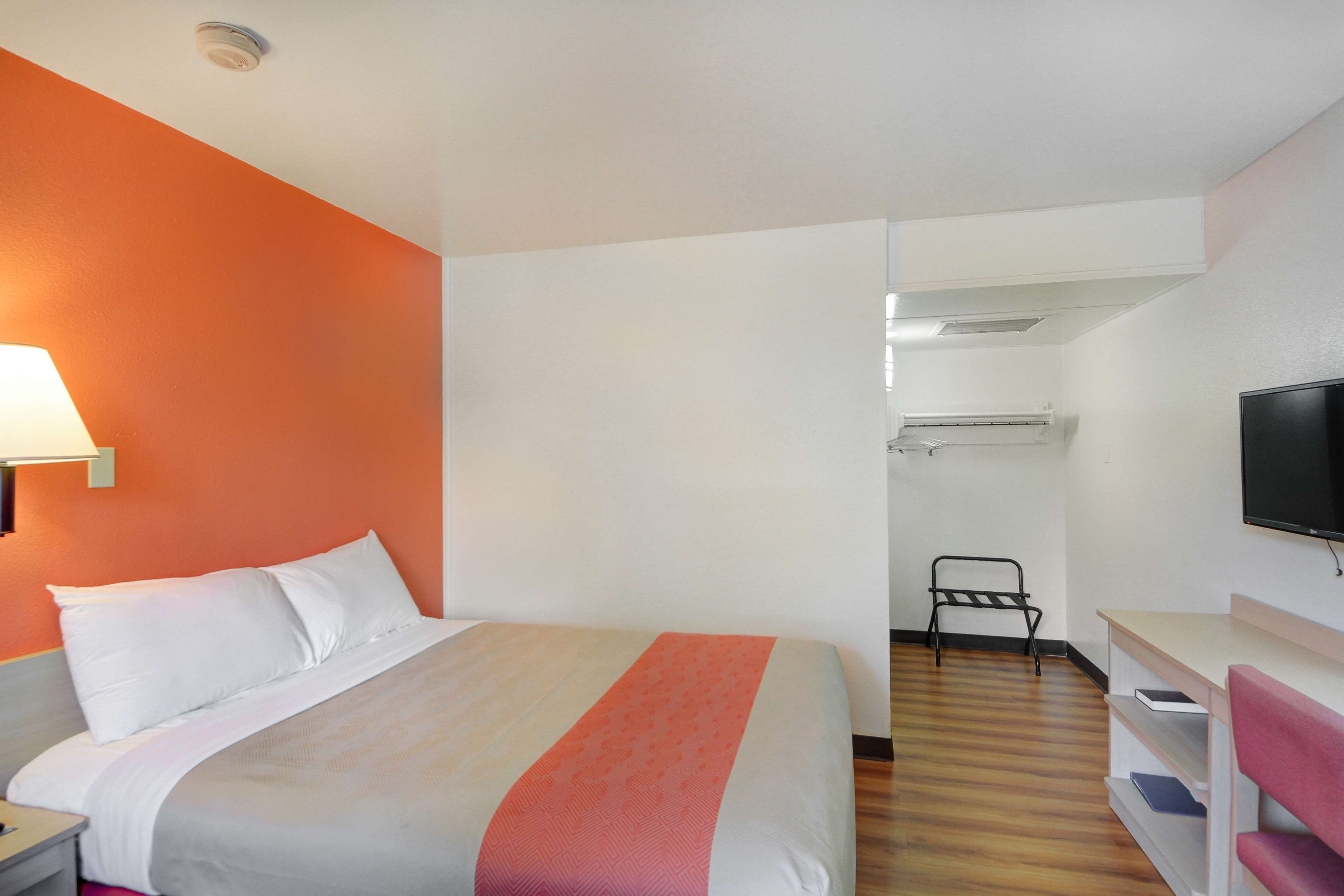 Motel 6 Wichita Airport
