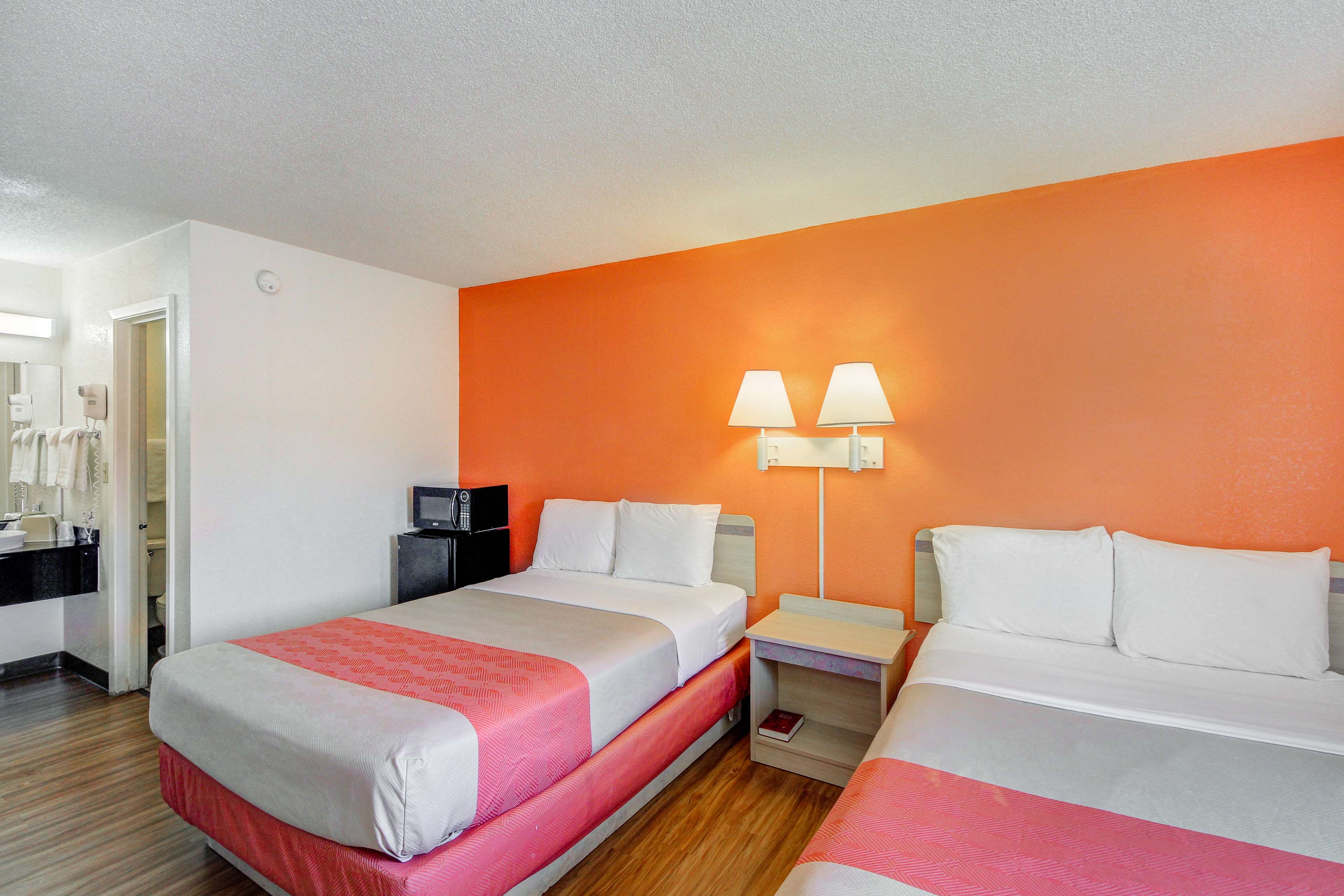 Motel 6 Wichita East
