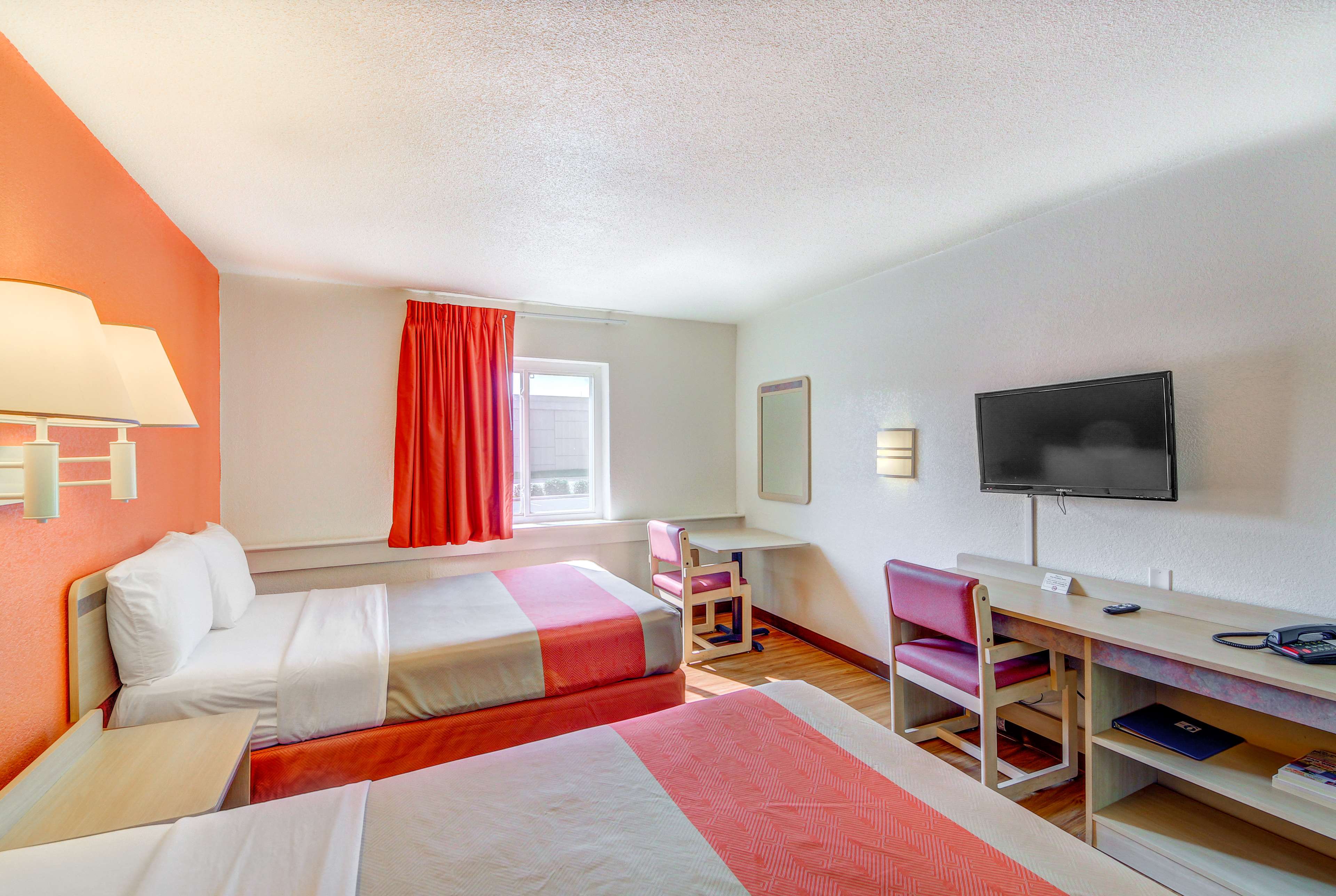 Motel 6 Wichita East