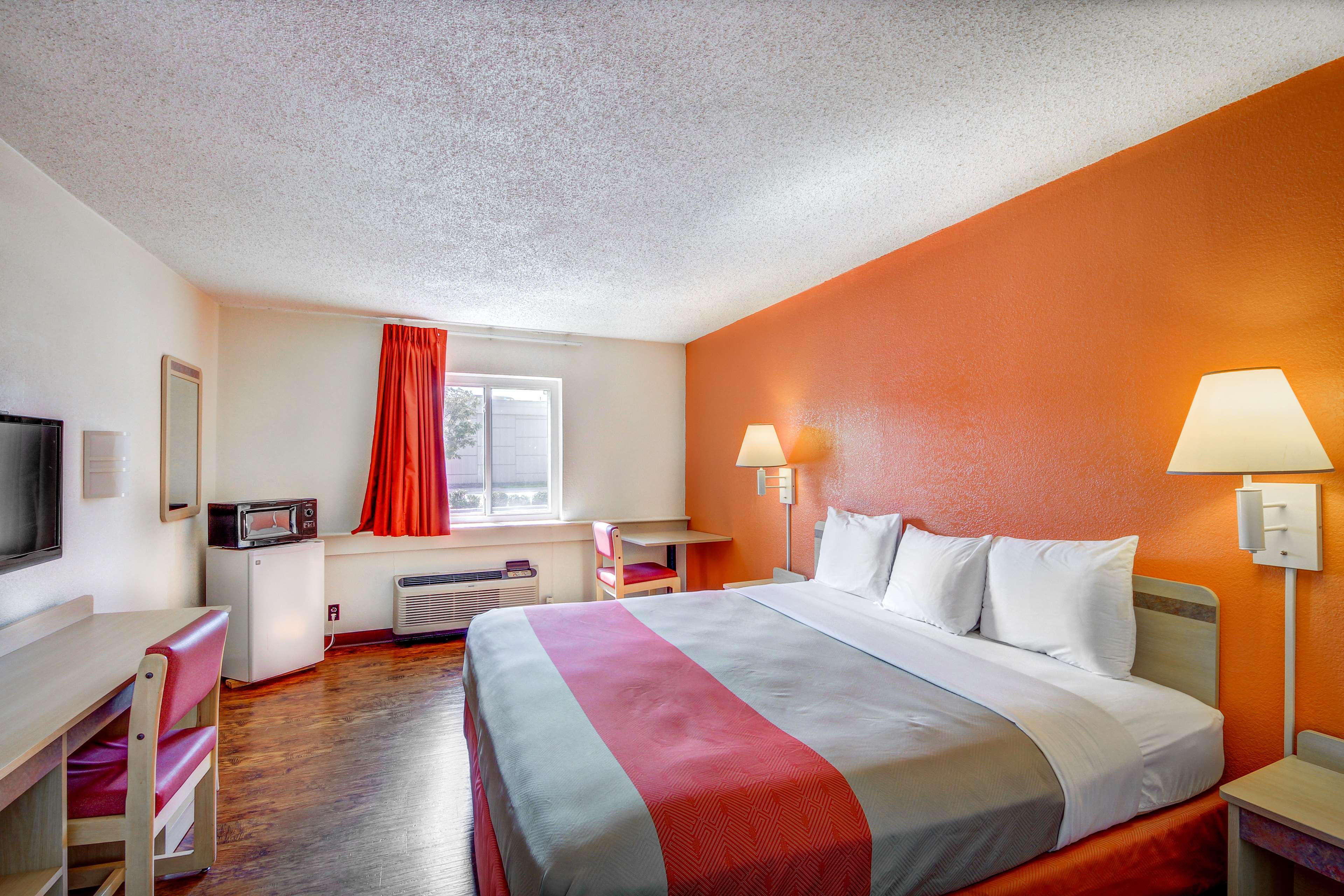 Motel 6 Wichita East