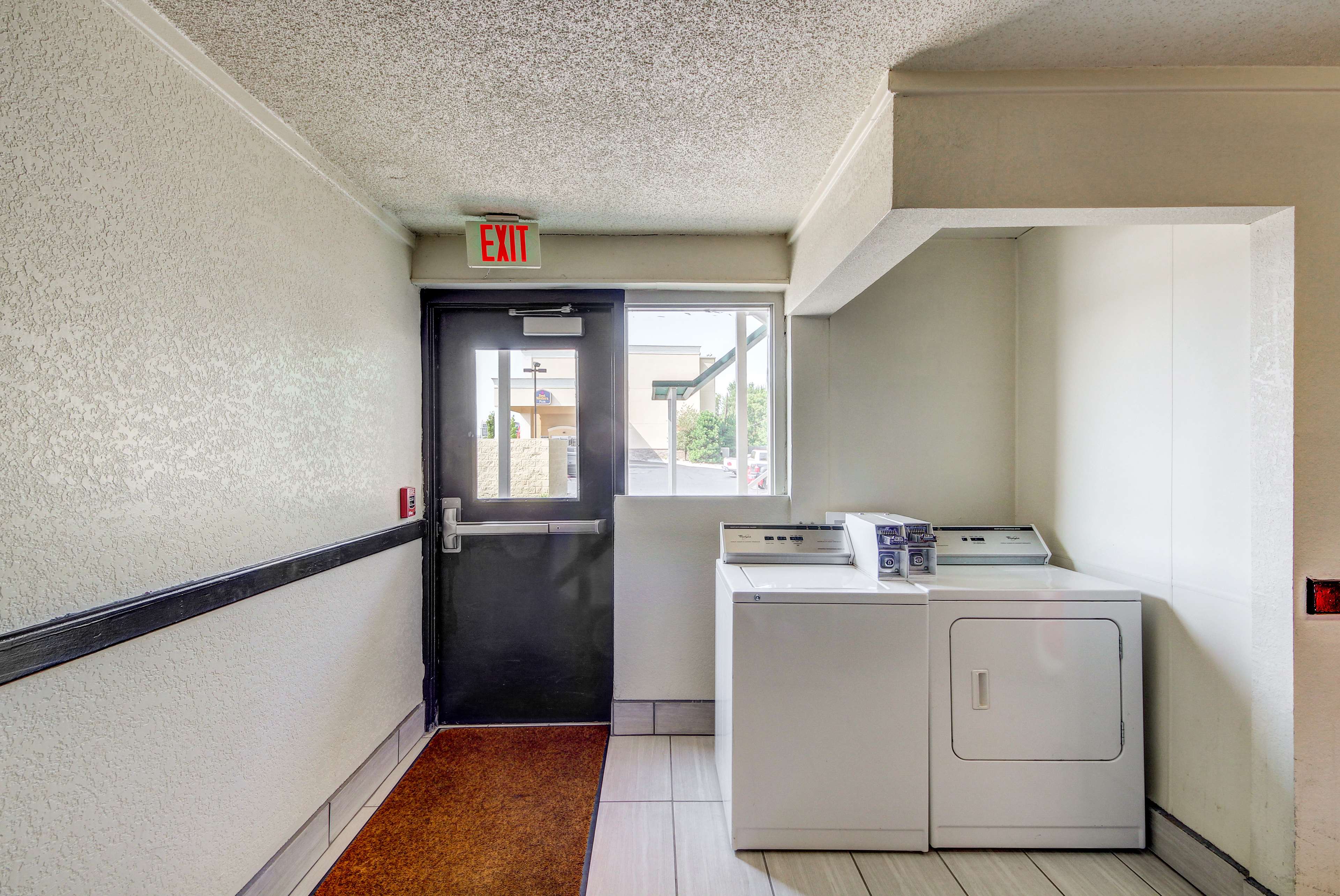 Motel 6 Wichita East