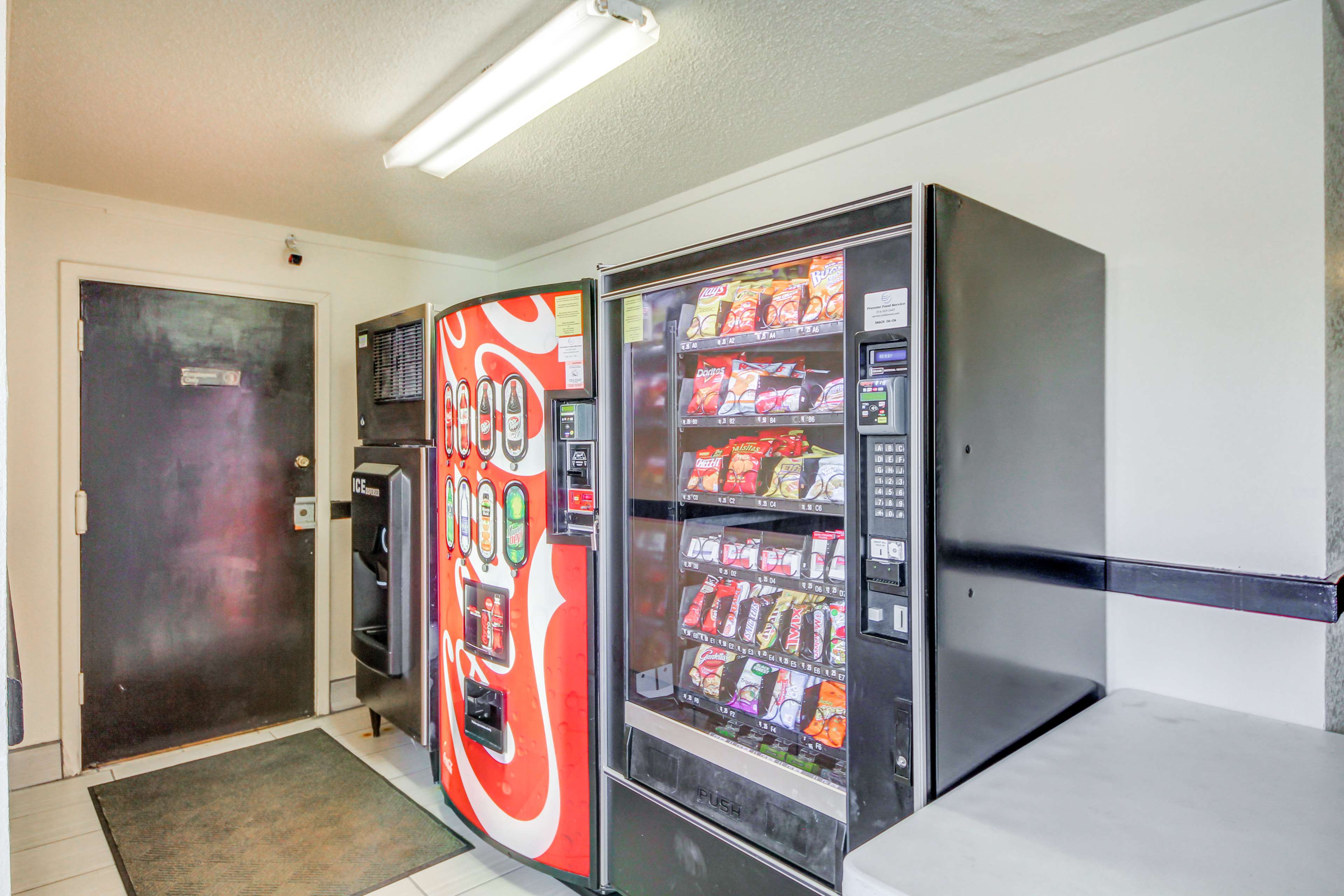 Motel 6 Wichita East