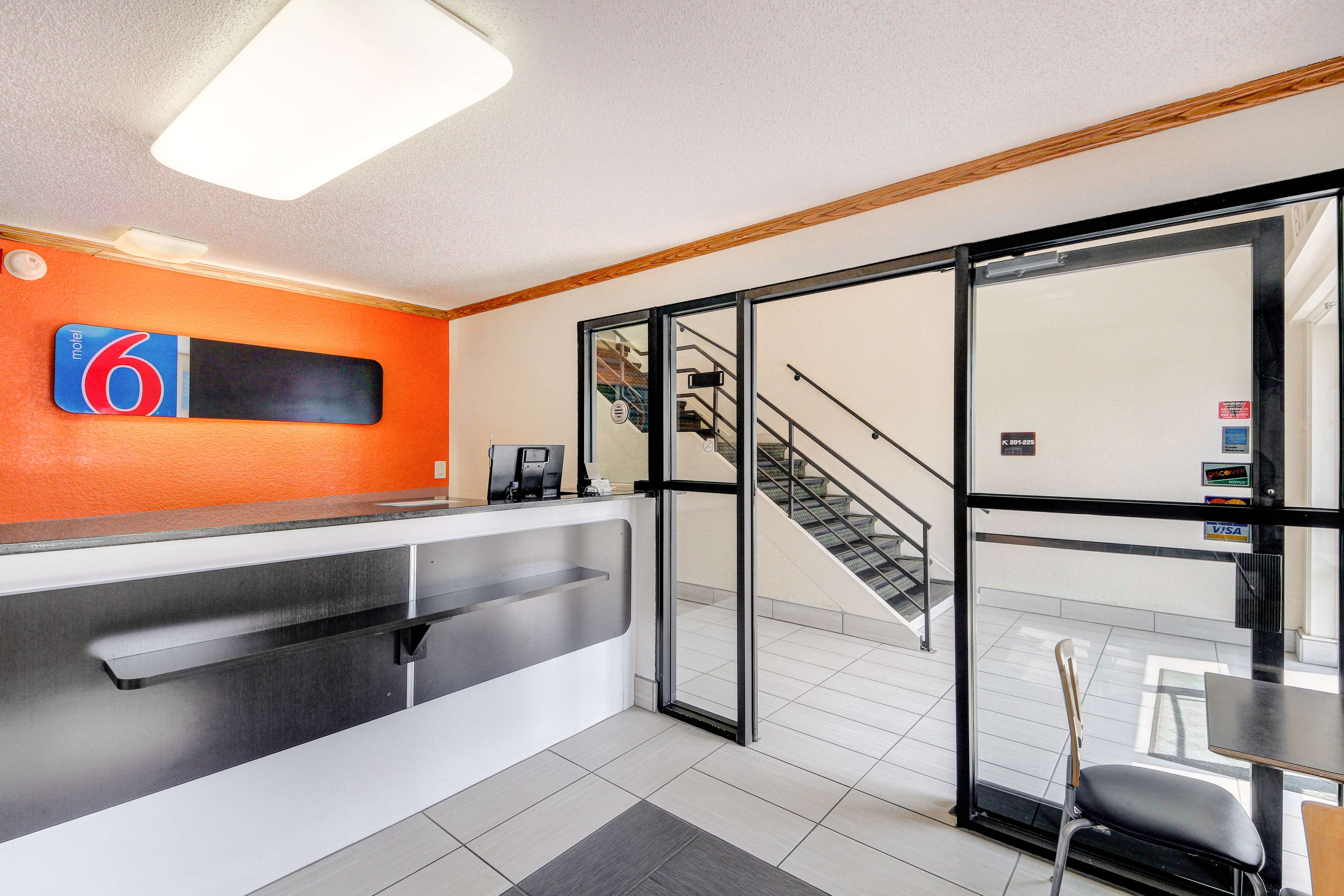 Motel 6 Wichita East