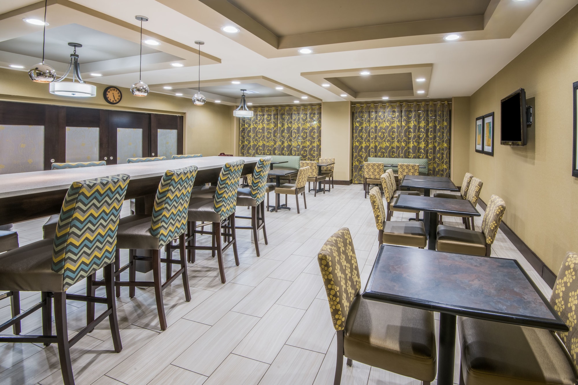 Holiday Inn Express Hotel & Suites Ashland