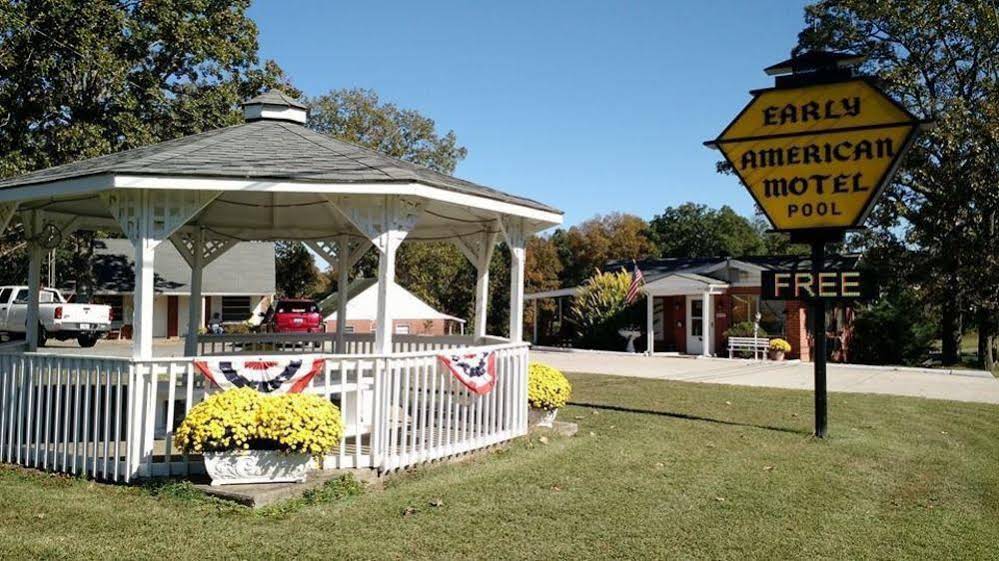 Early American Motel
