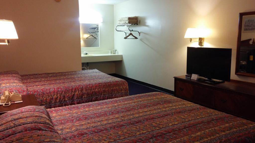 Old Bardstown Inn
